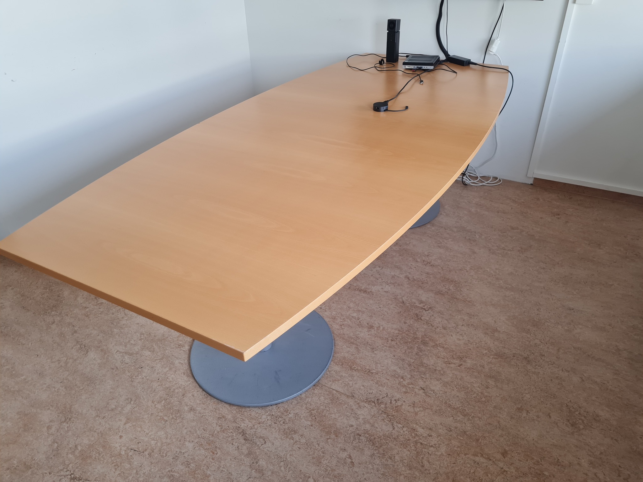 SELT / SOLD Fundarborð - 250 x 120 sm. (6-8 manna) 4