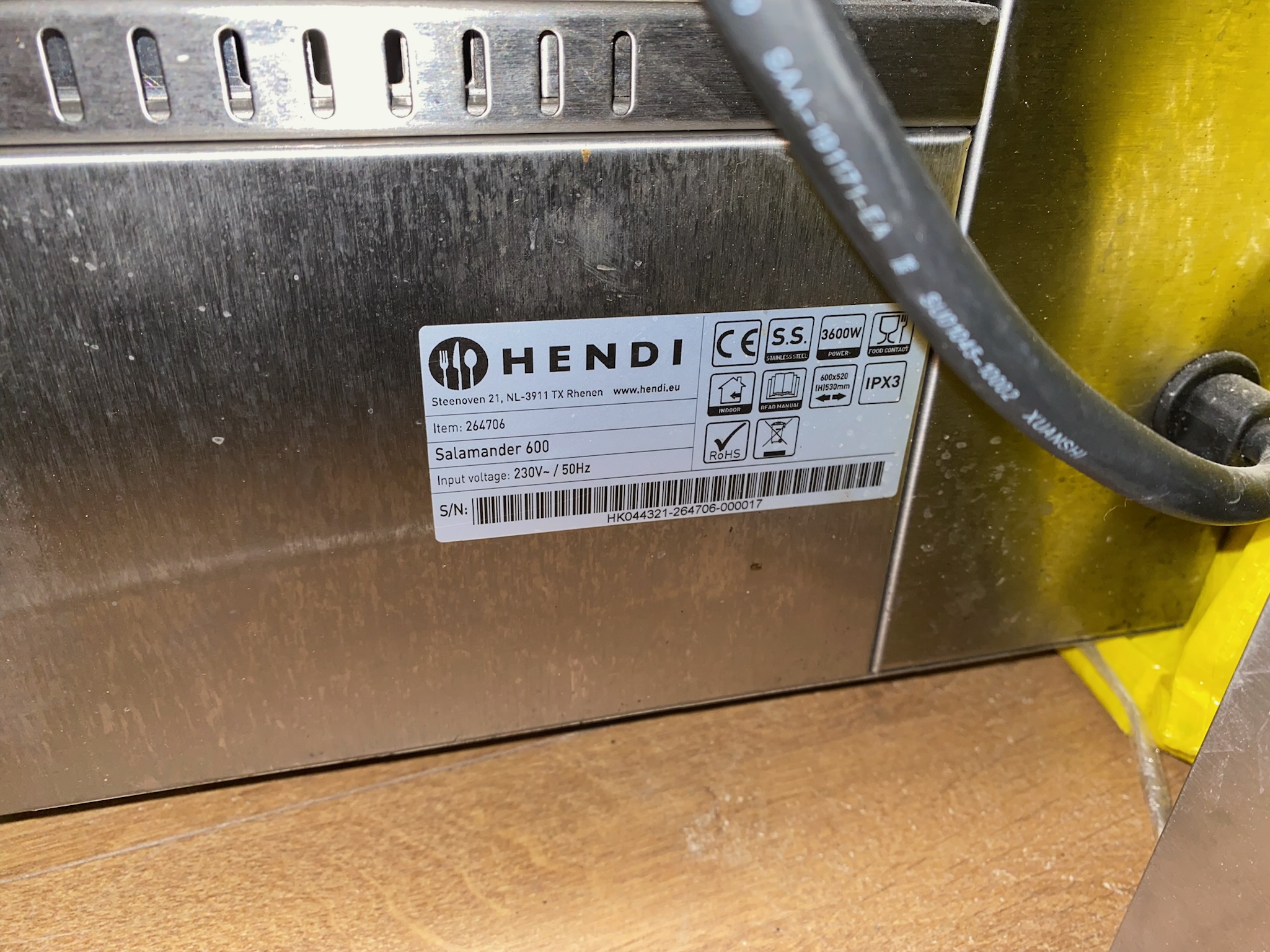 SELT / SOLD Hendi Salamander 600 7