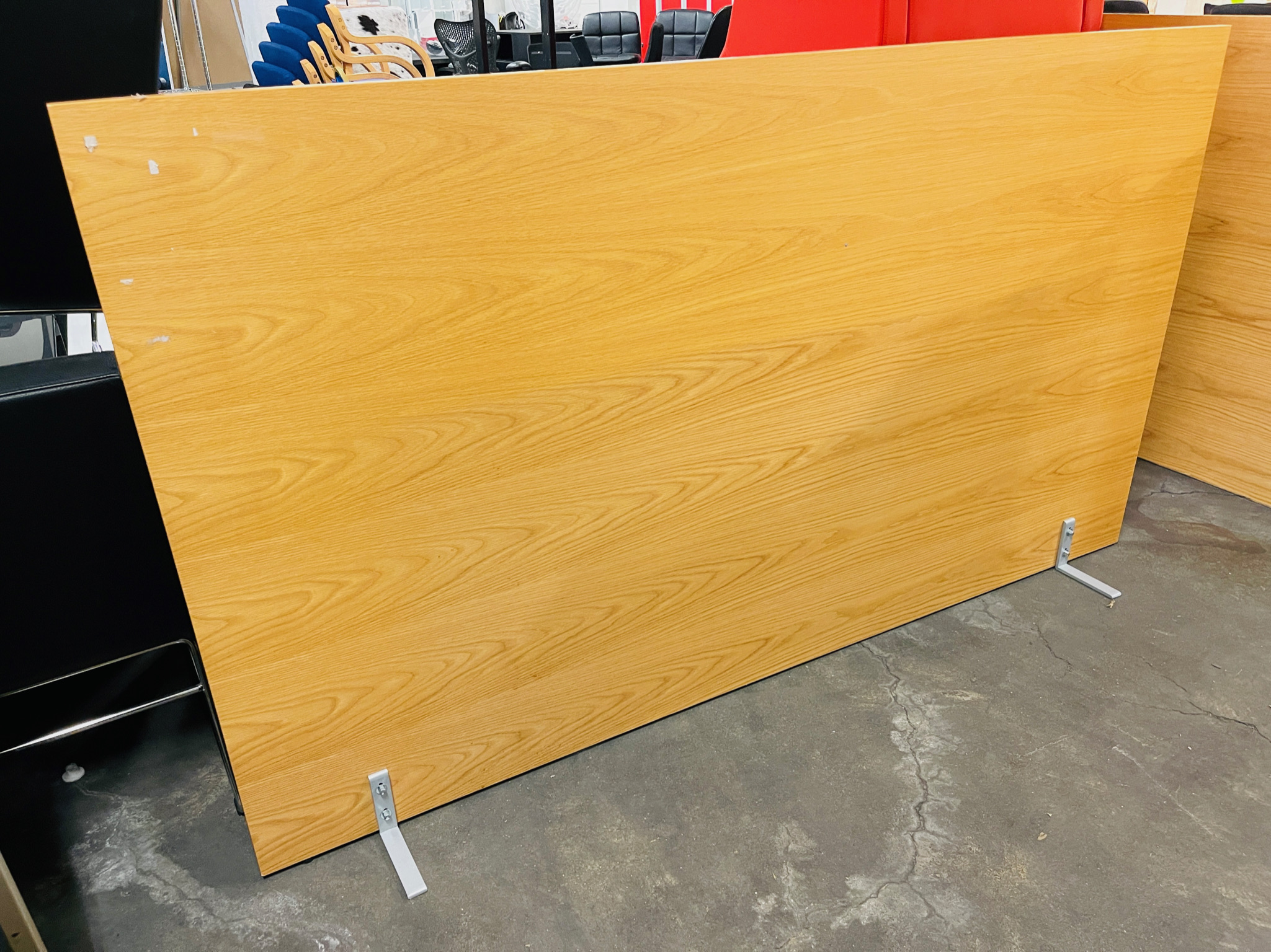 SELT / SOLD Viðarskilrúm H115 x B200 sm frístandandi