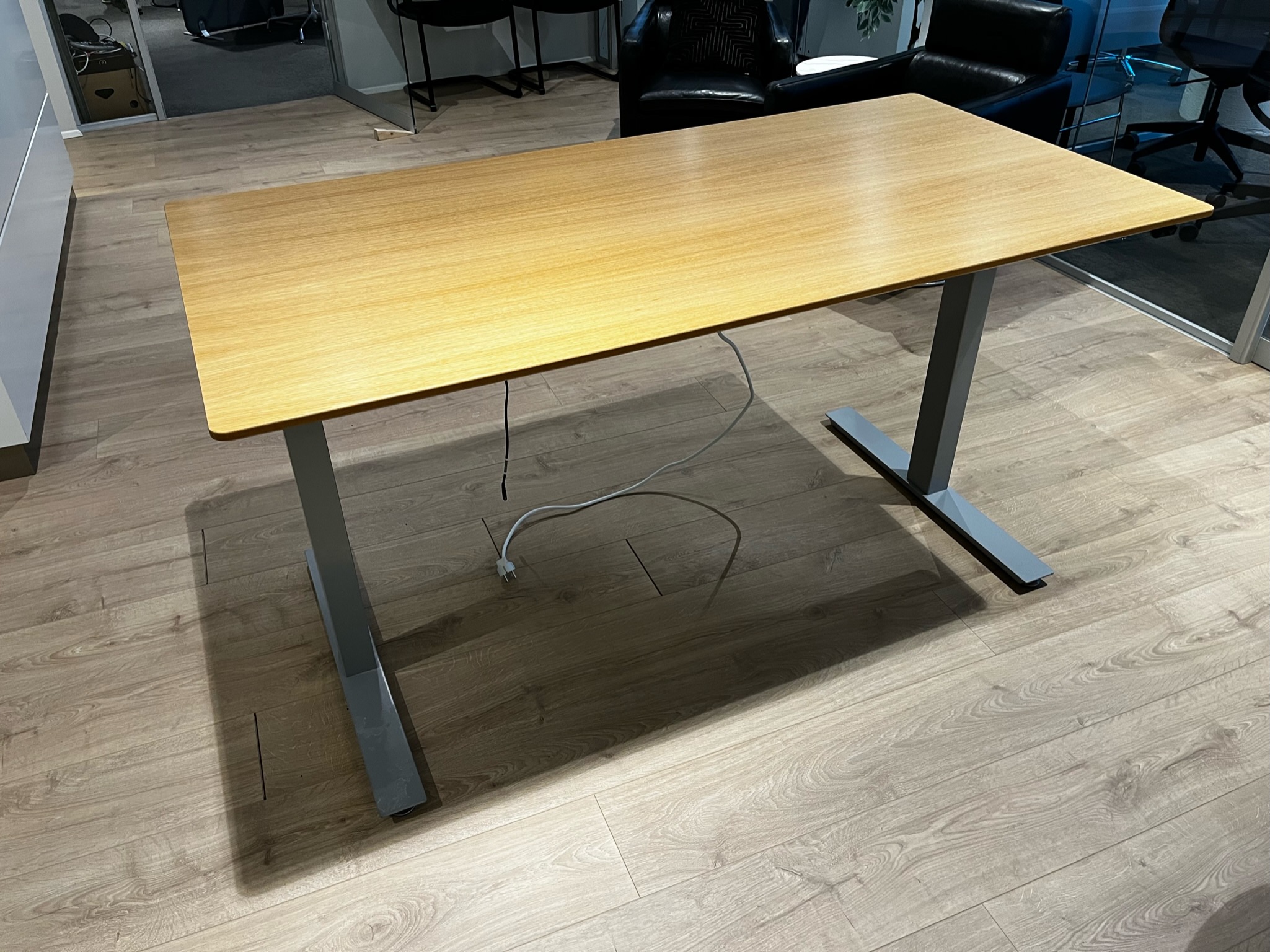 SELT / SOLD Rafmagnsborð 160x80 4