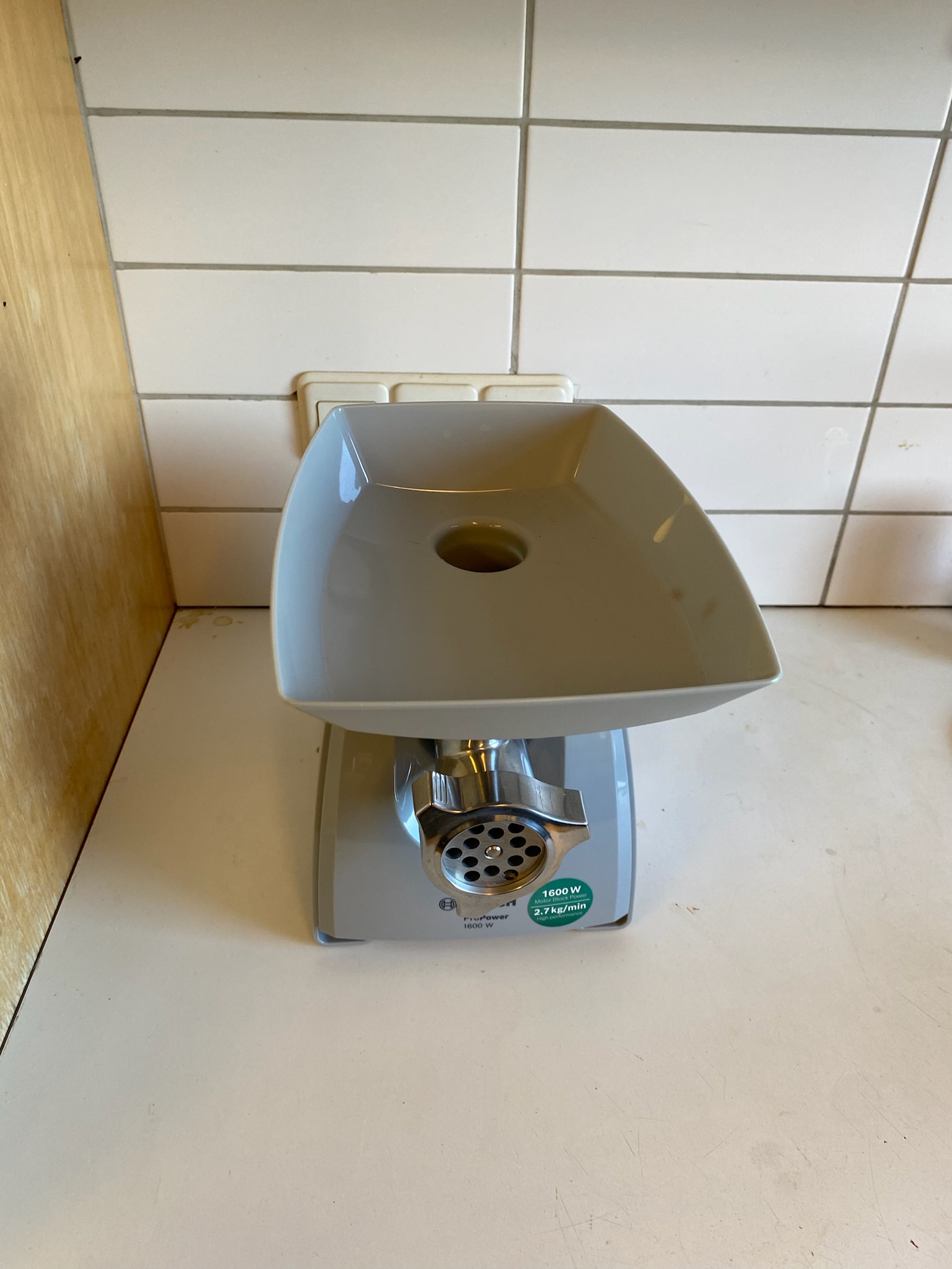 SELT / SOLD Bosch hakkavél 3