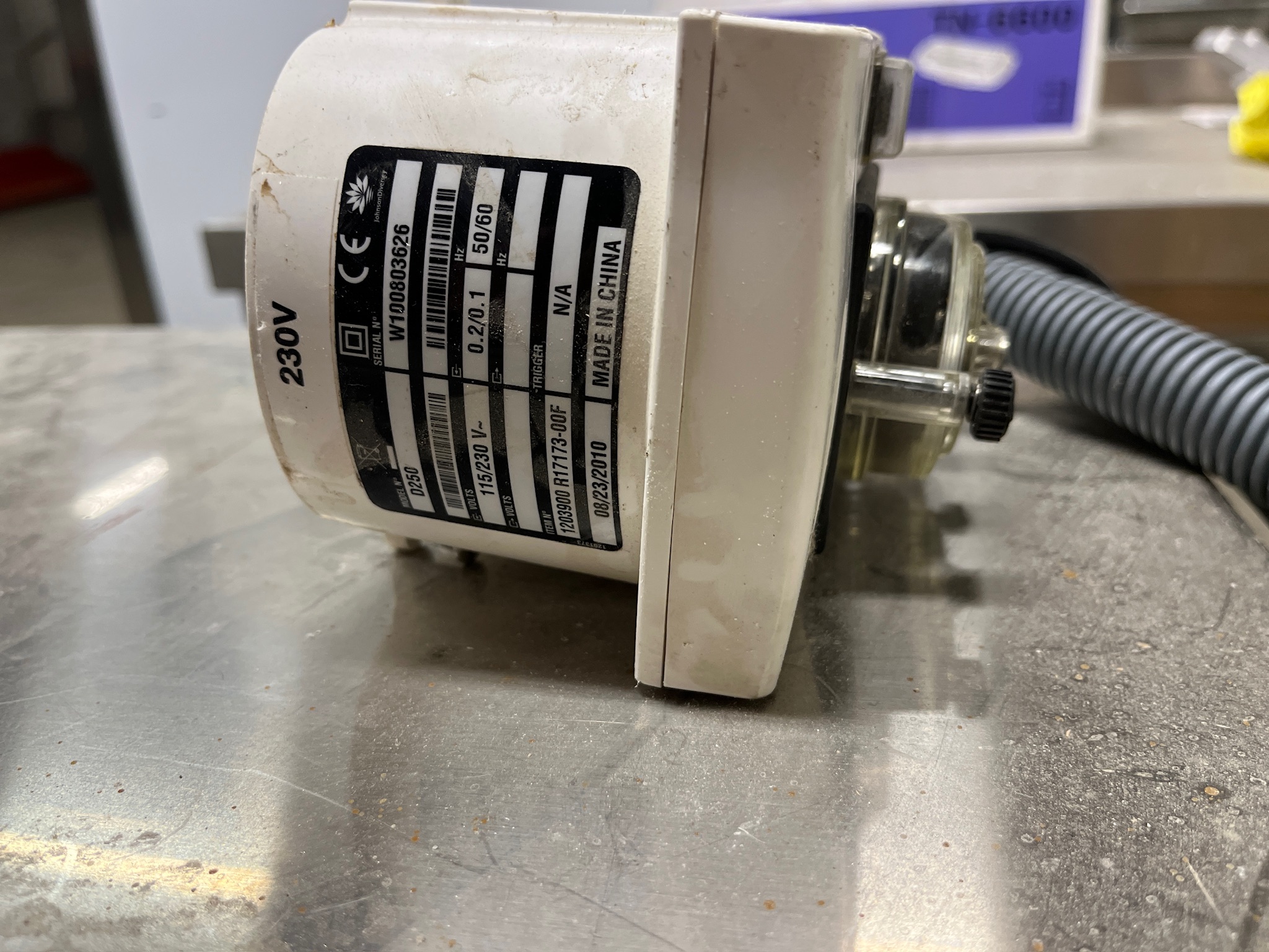 SELT /SOLD Zanussi undirborðs uppþvottavél, H86 x B60 x D61 sm. 6