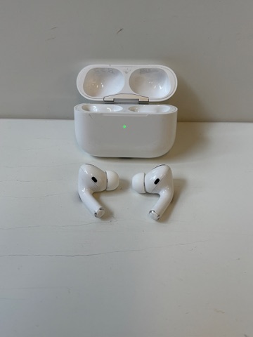 SELT / SOLD Apple AirPods Pro 1, 2nd Gen 2
