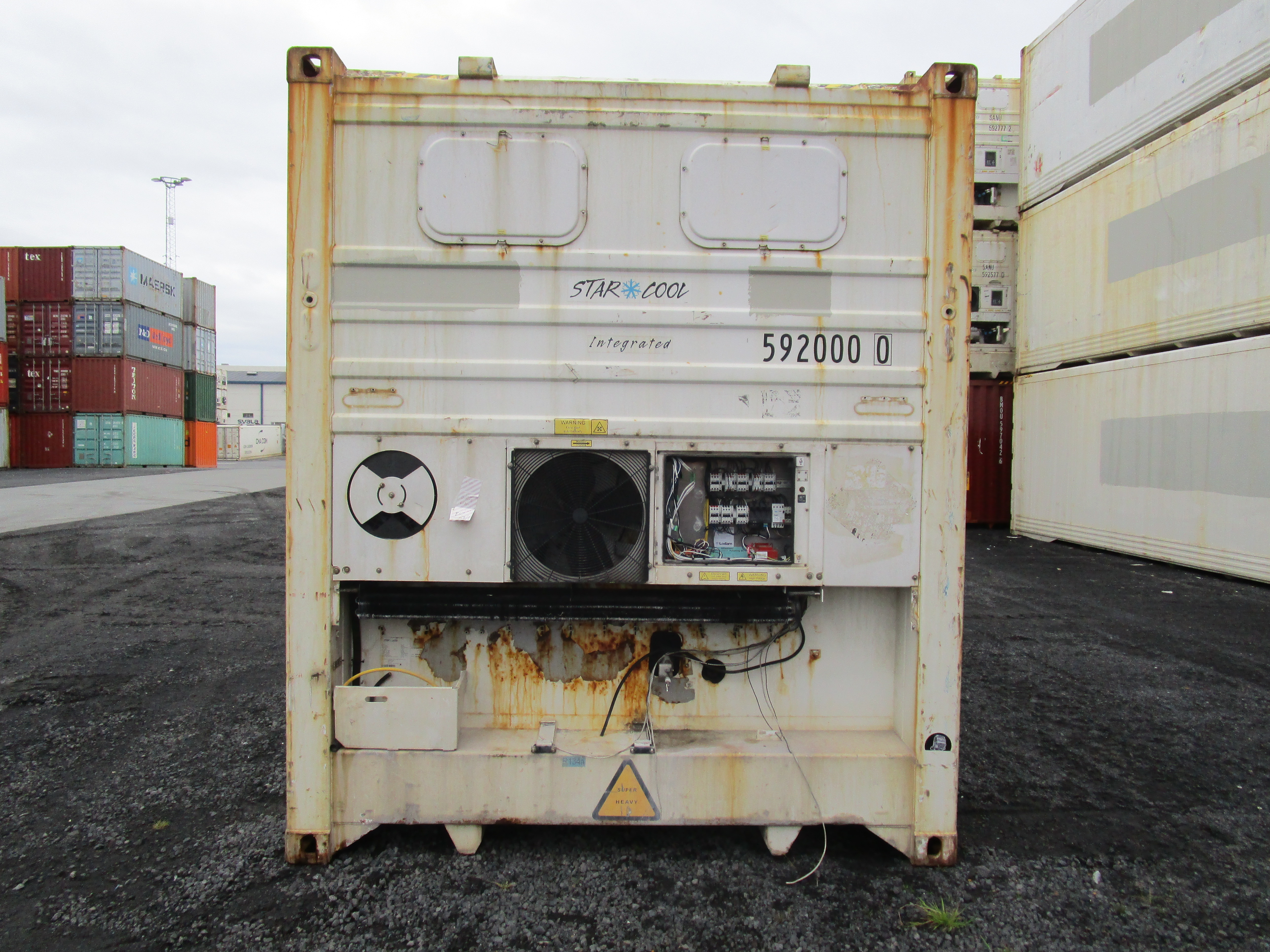 SELT / SOLD - Gámur 25 - 40 fet - einangraður ssnr 592000 4