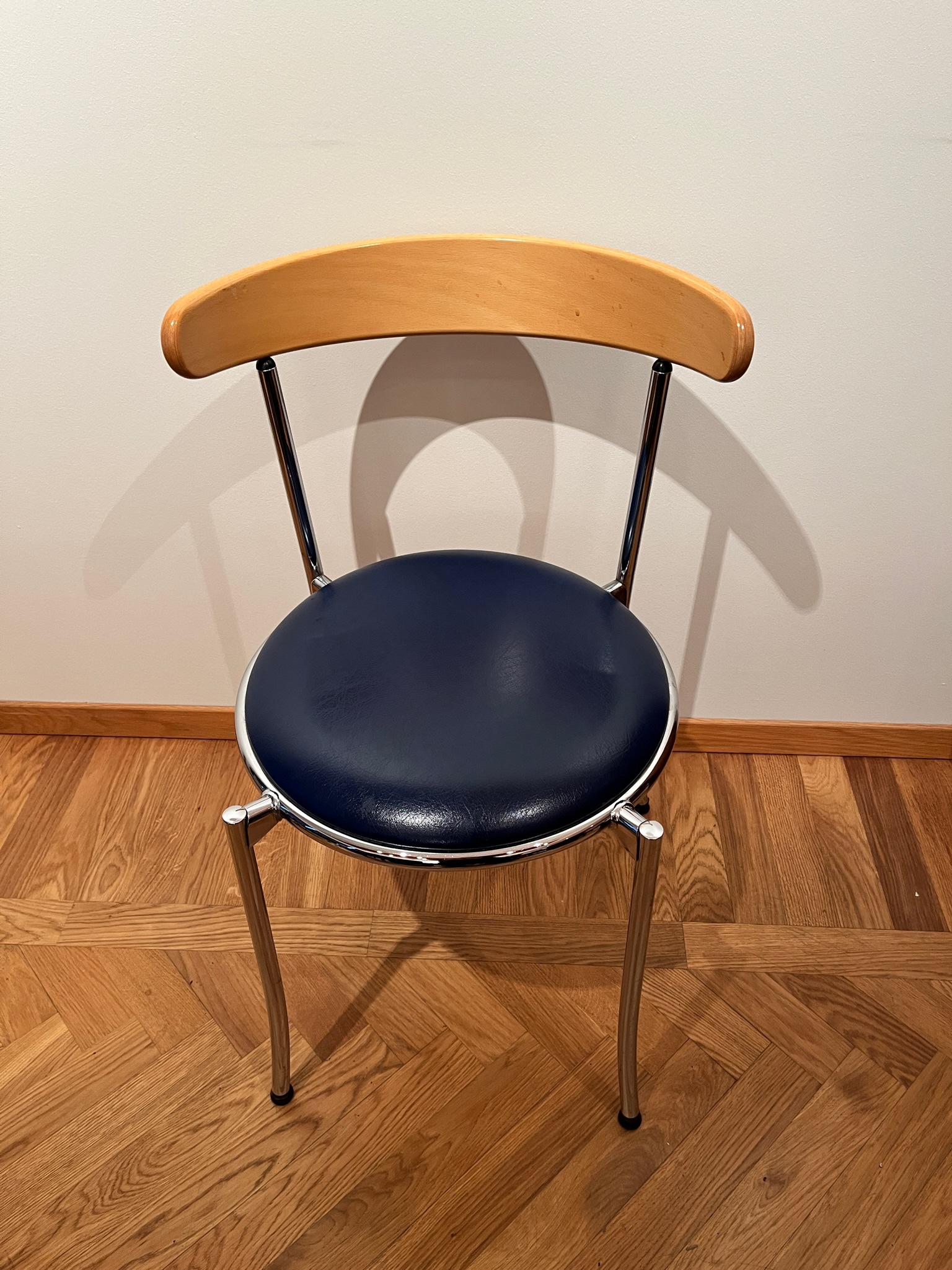 SELT / SOLD Eldhússtólar - 2 stk.