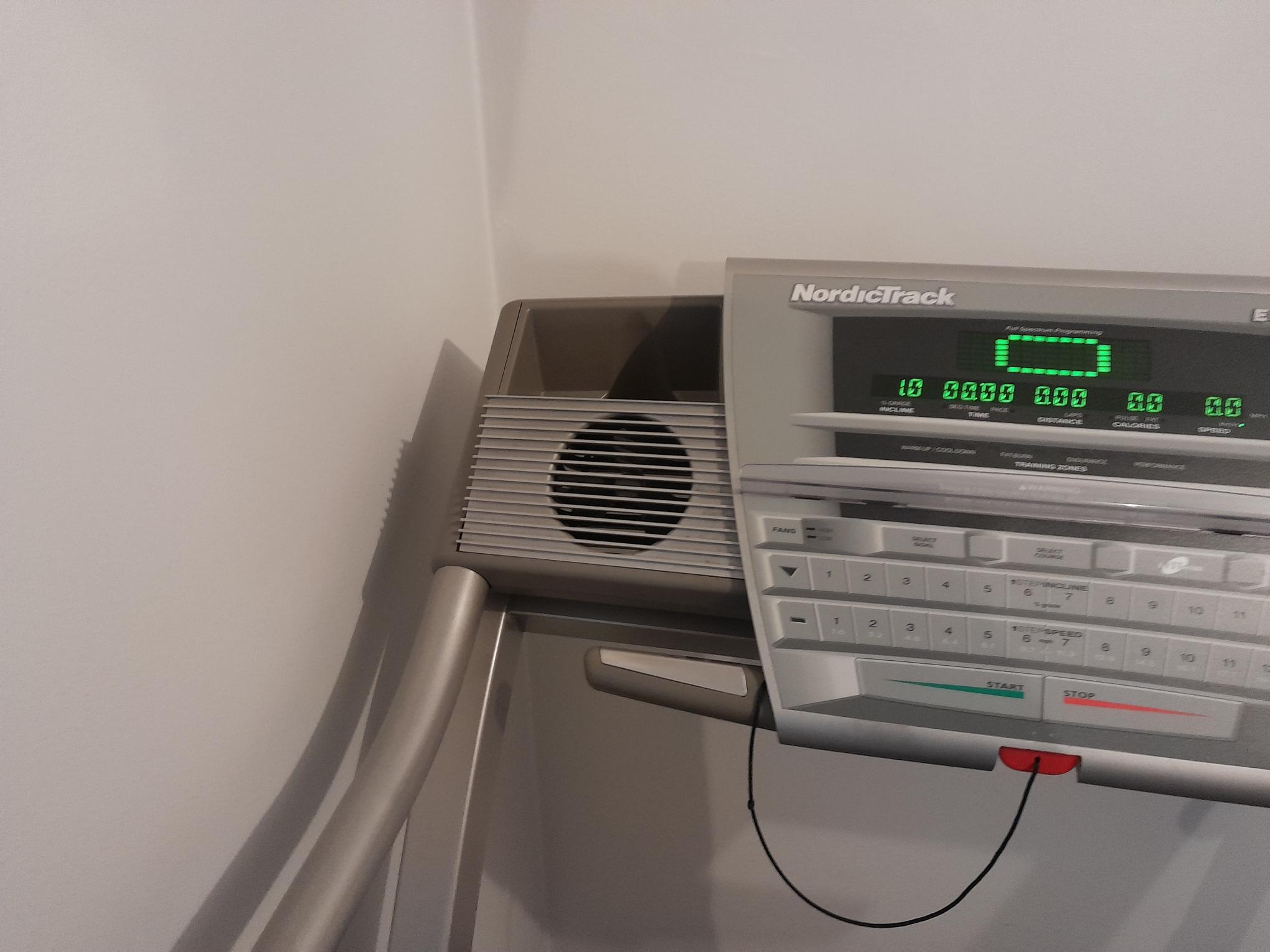 SELT / SOLD NordicTrack hlaupabretti 3