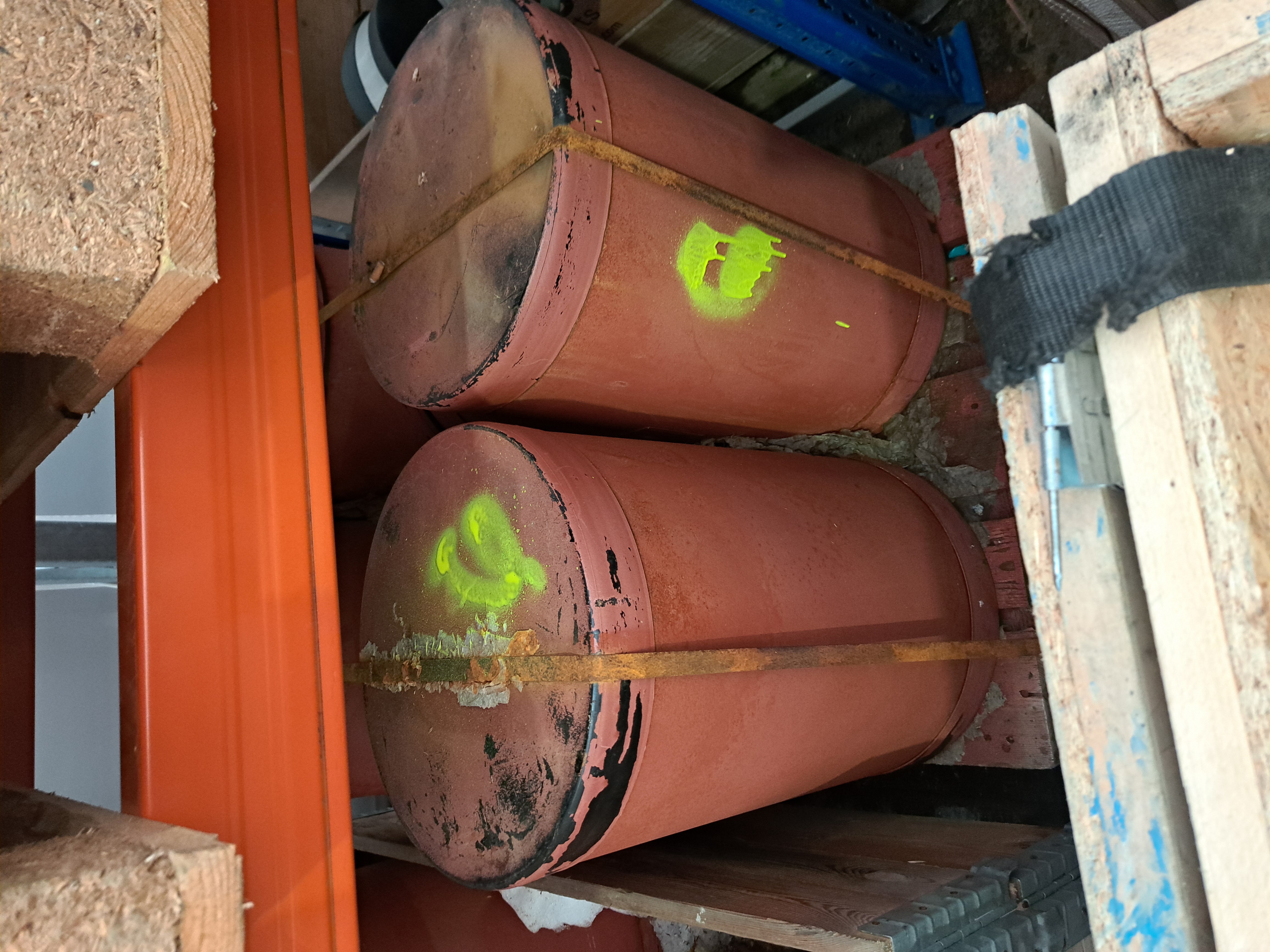 SELT / SOLD - Beygjur - suðuefni - flangsar - suðukragar um 2000 stk. 11
