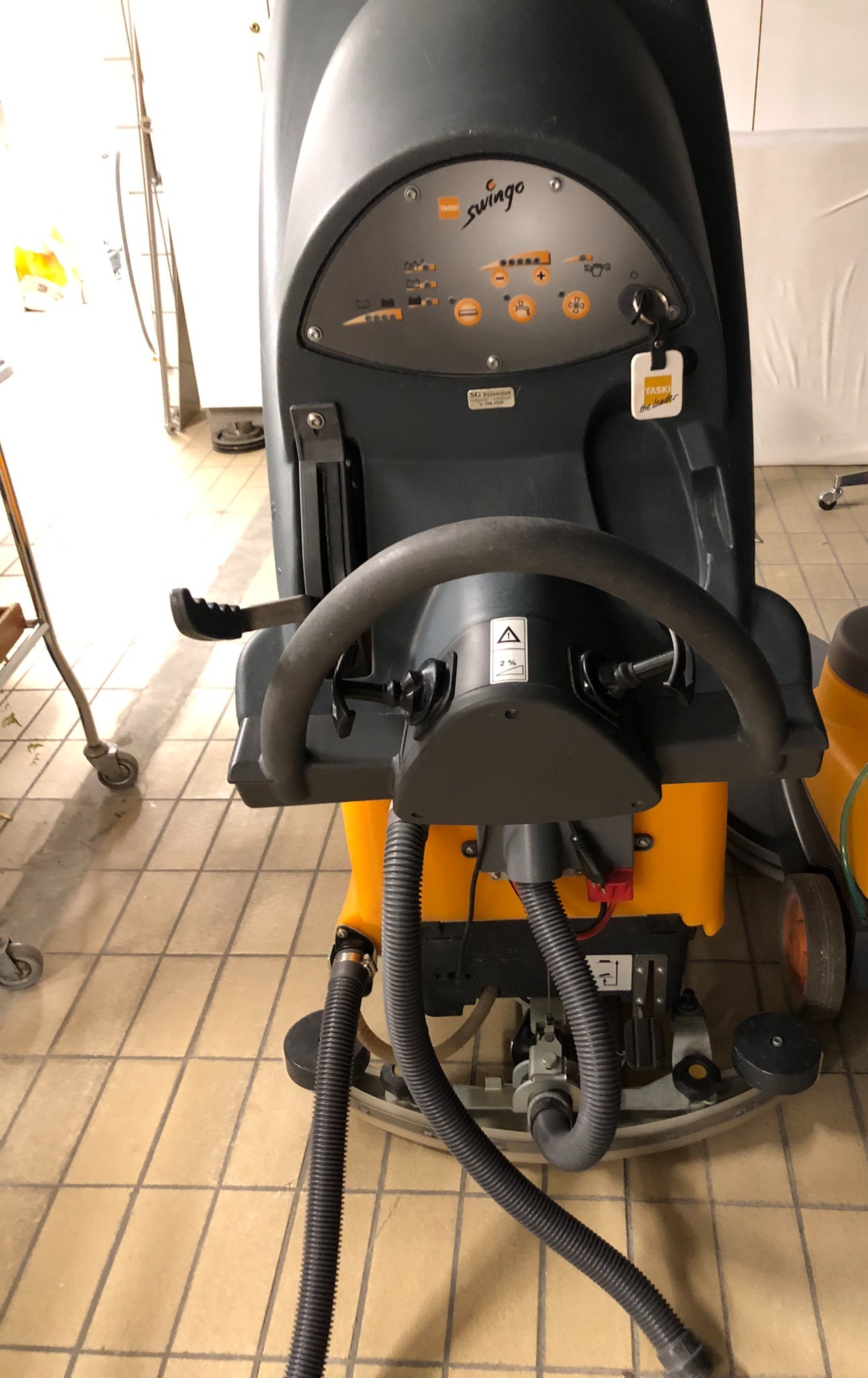 SELT / SOLD - Taski Swingo 750 B - ræstivél - skúringarvél 3