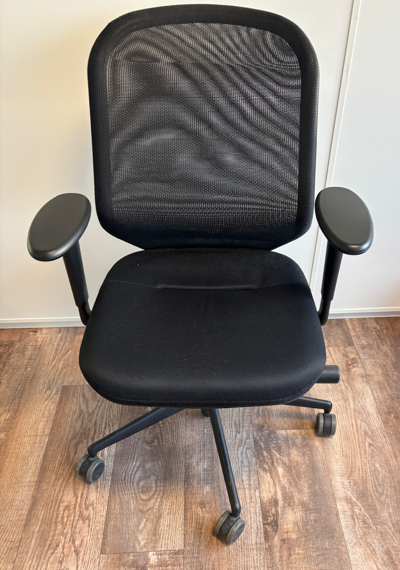 SELT / SOLD Vitra skrifborðsstóll frá Pennanum 2