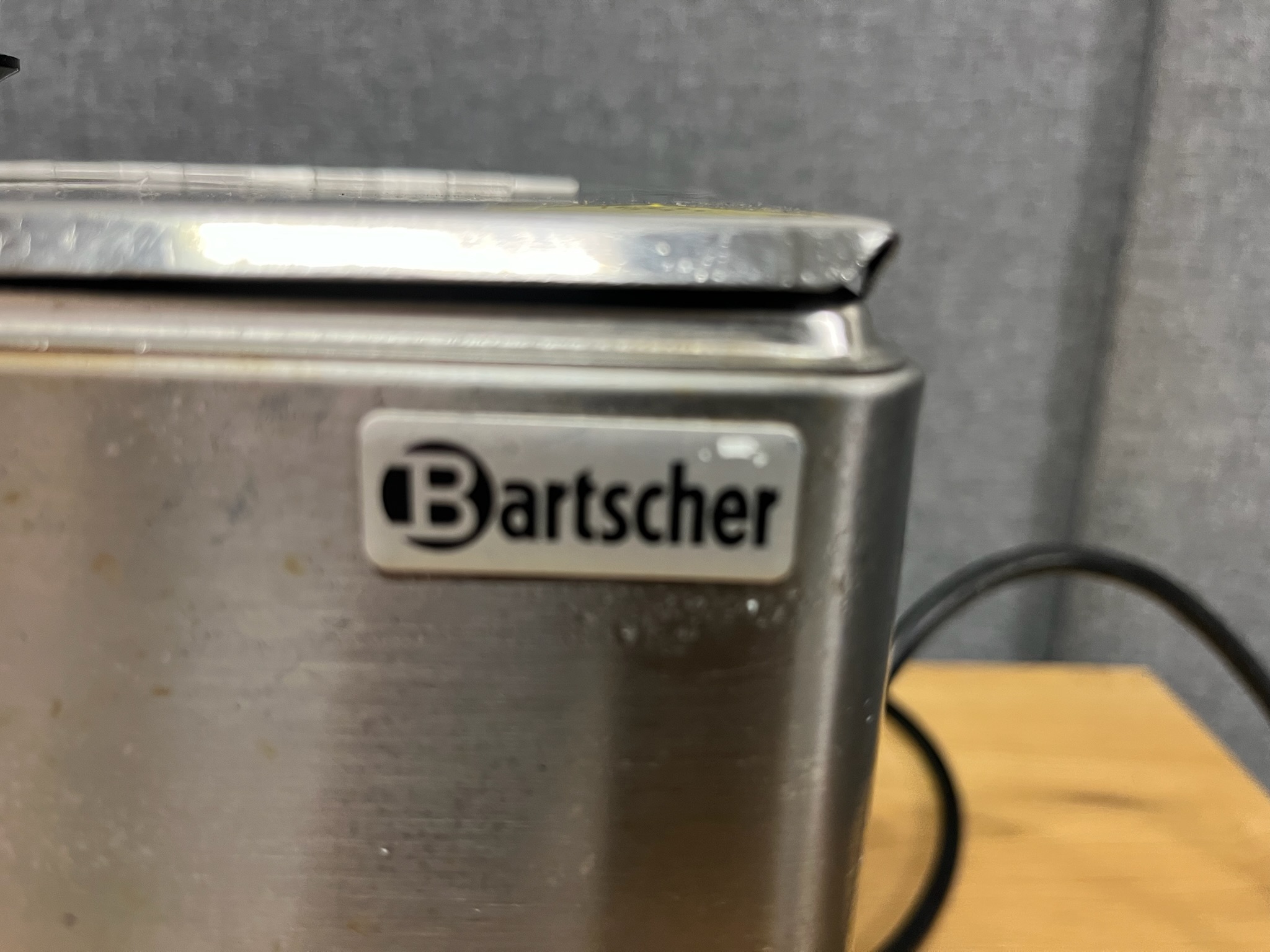 SELT / SOLD Tvöfaldur Bartscher pylsupottur frá BVT 6
