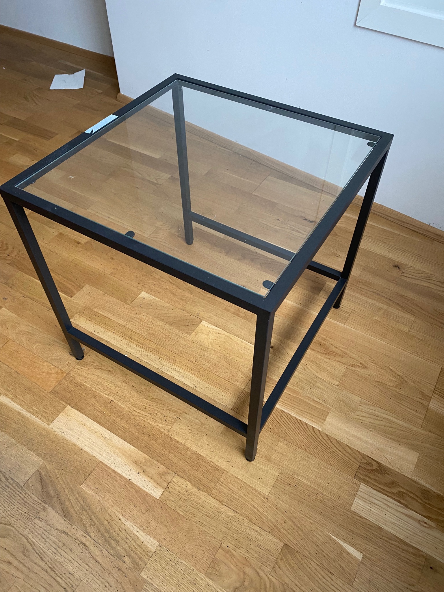 SELT / SOLD Glerborð 2