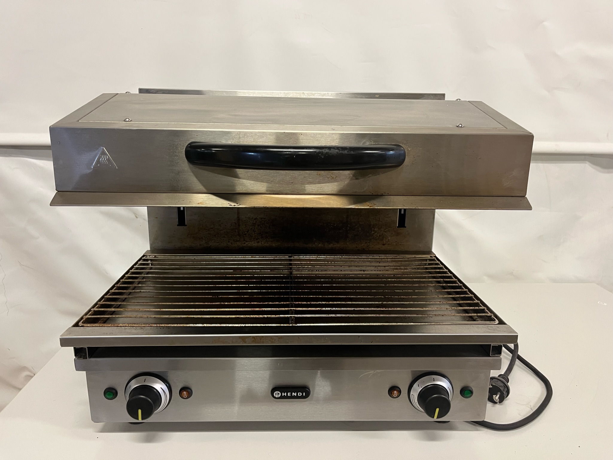 SELT / SOLD Hendi Salamander 600 2