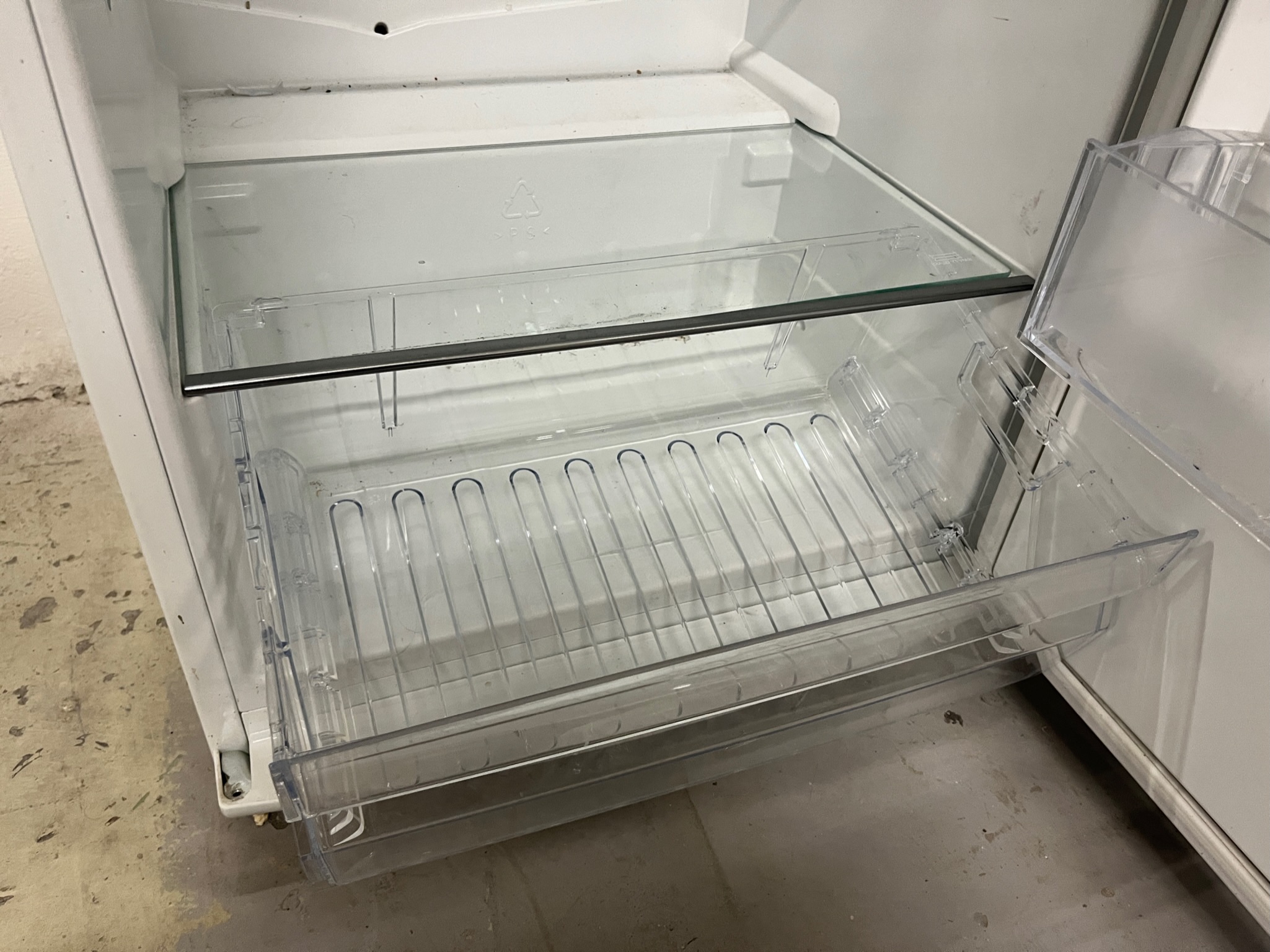 SELT / SOLD Ísskápur frá Electrolux 4