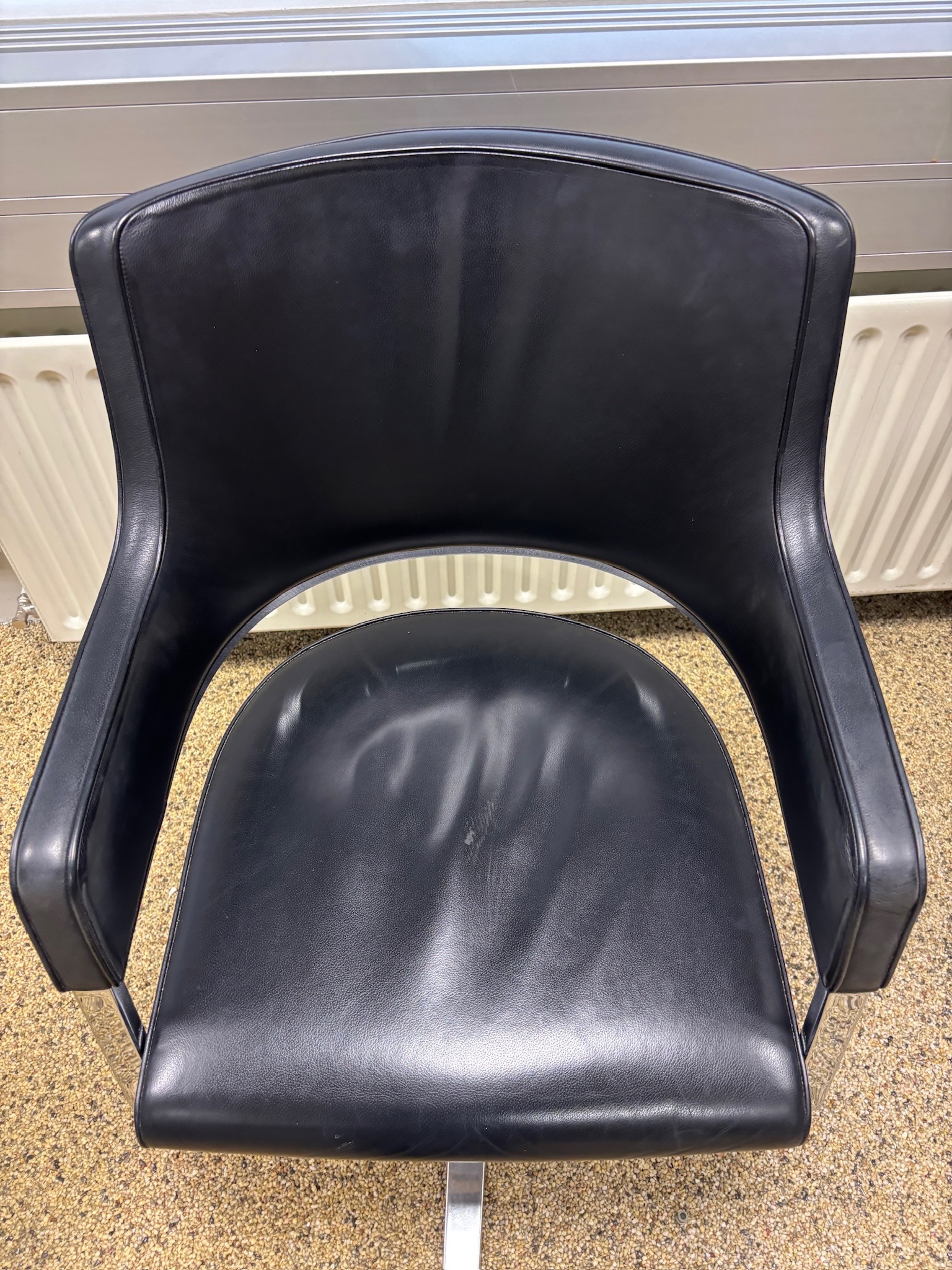 SELT / SOLD Brunner design fundarstóll (2 stk.) 3