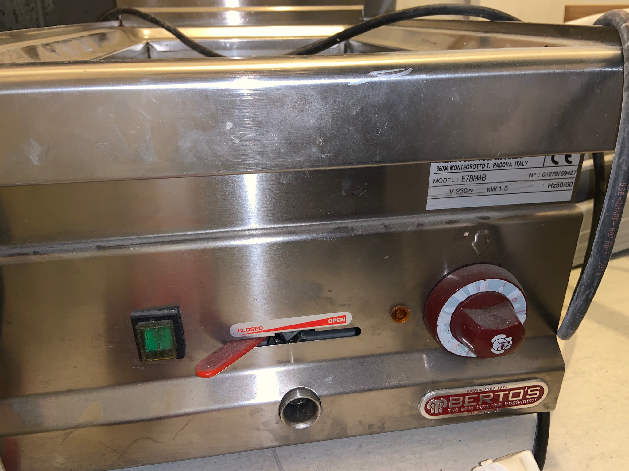 SELT / SOLD Berto's hitapottur 2