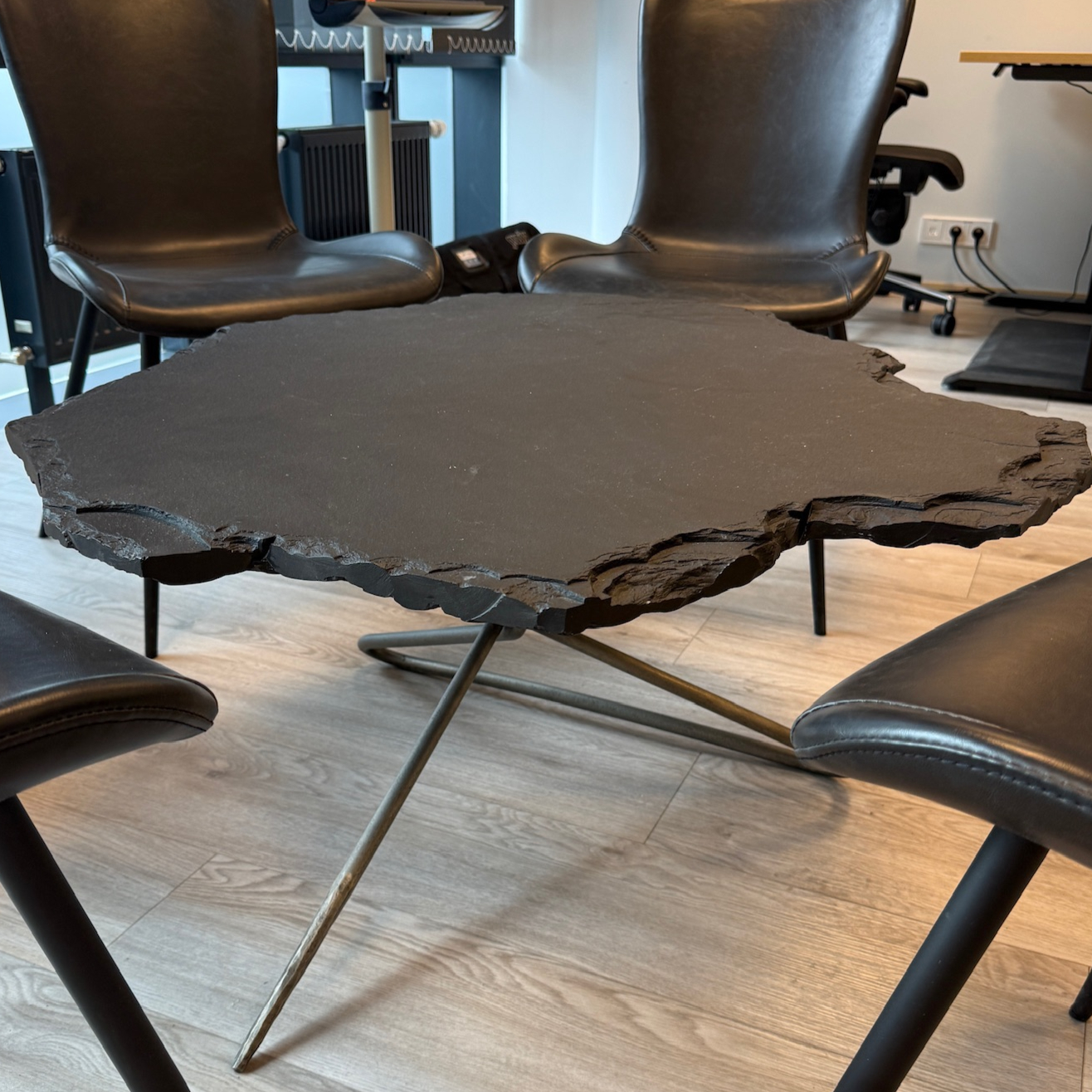 SELT / SOLD Kare Design sófaborð frá Húsgagnahöllinni, B95xD87sm.