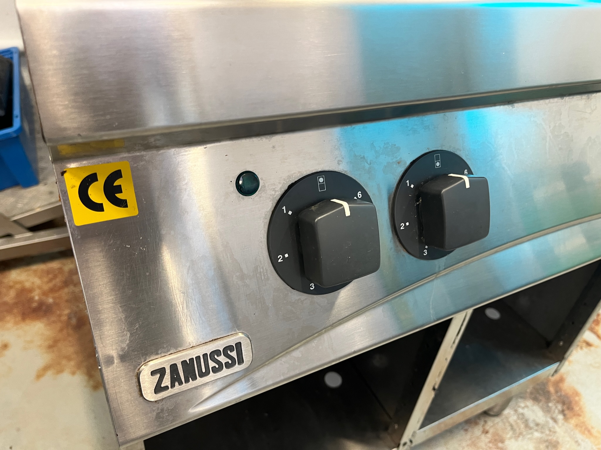 SELT / SOLD Zanussi helluborð 5