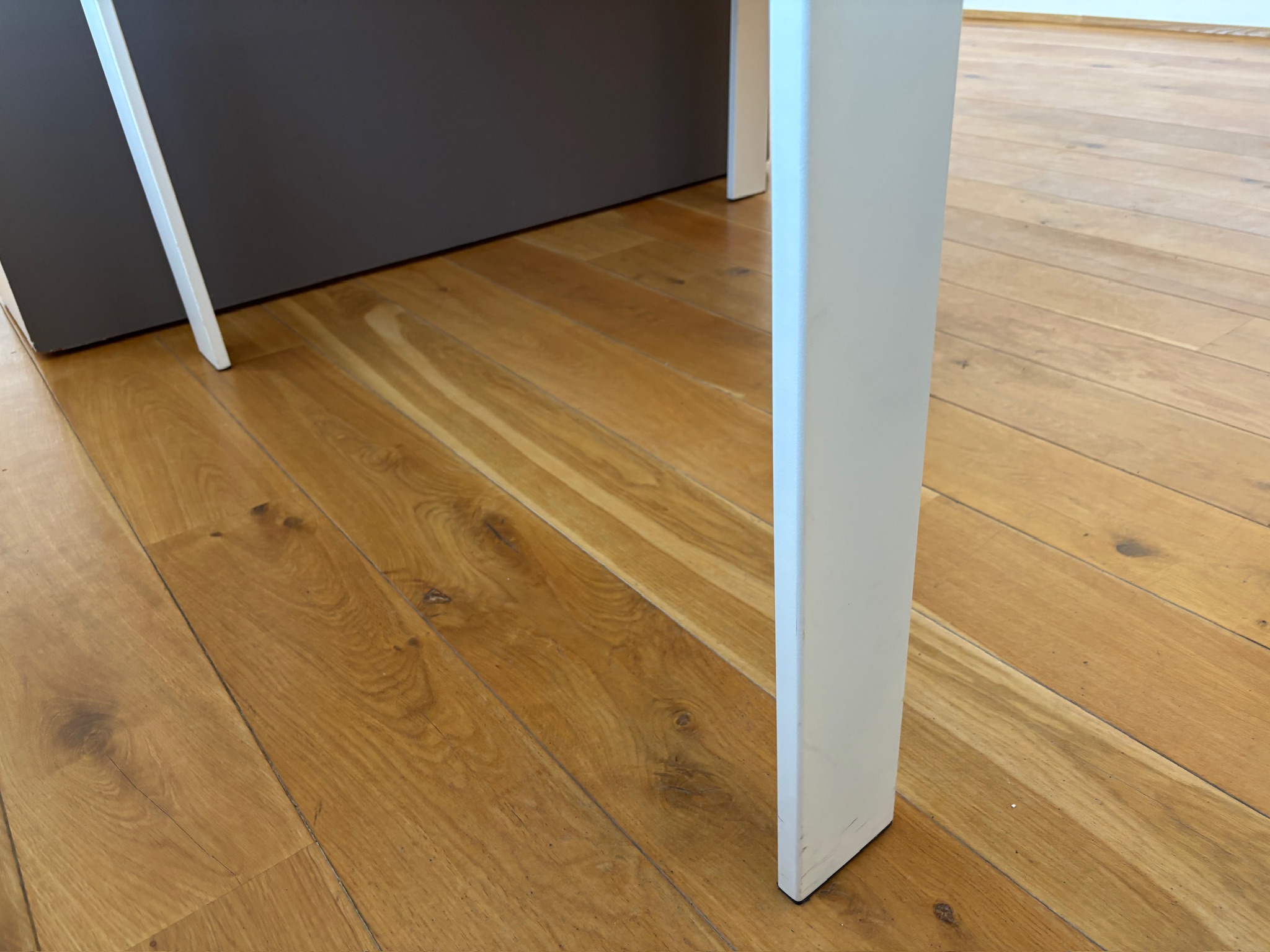 SELT / SOLD Kartell borð, B128xD128xH74sm. 11