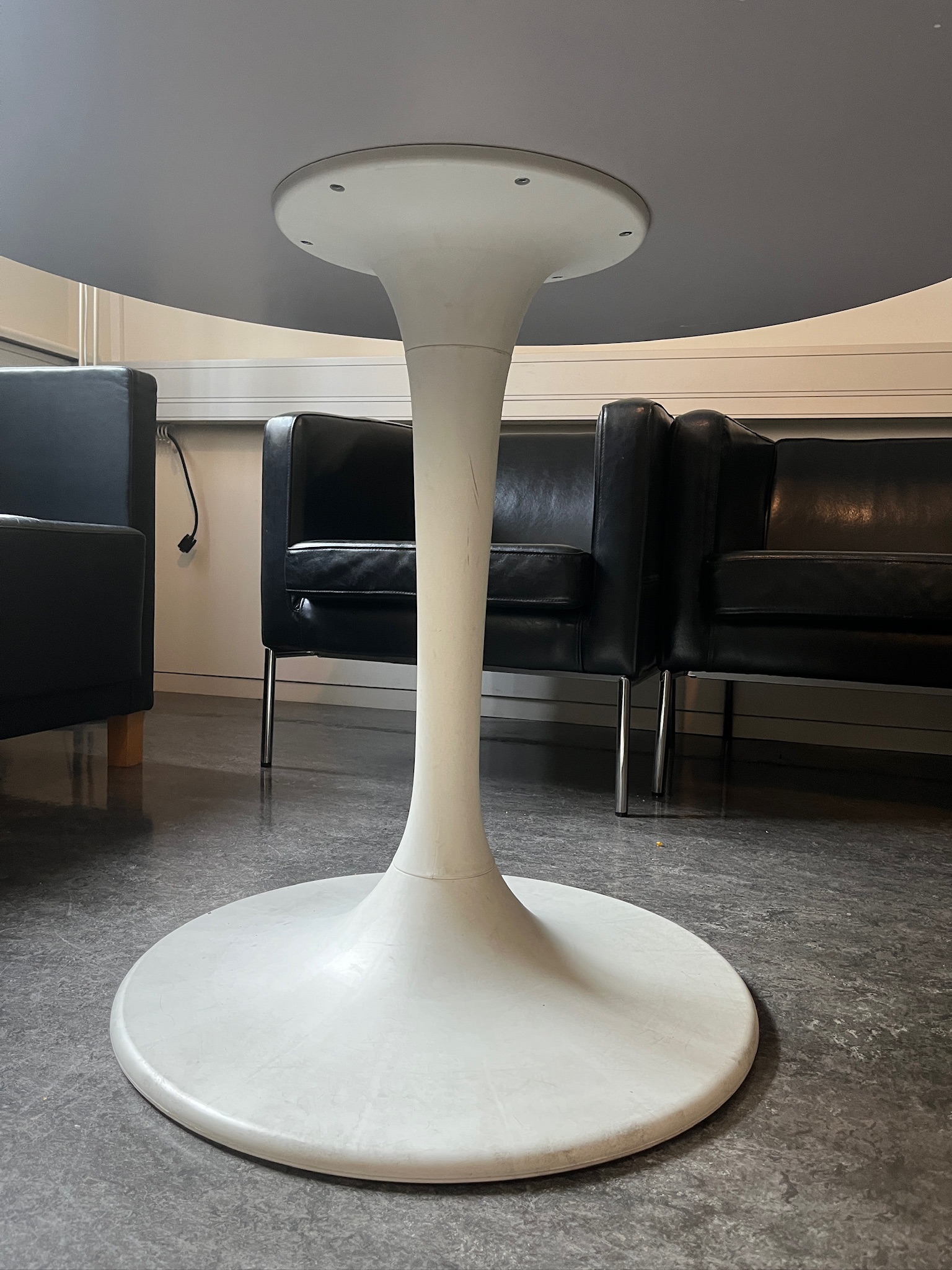 SELT / SOLD IKEA hringborð 3