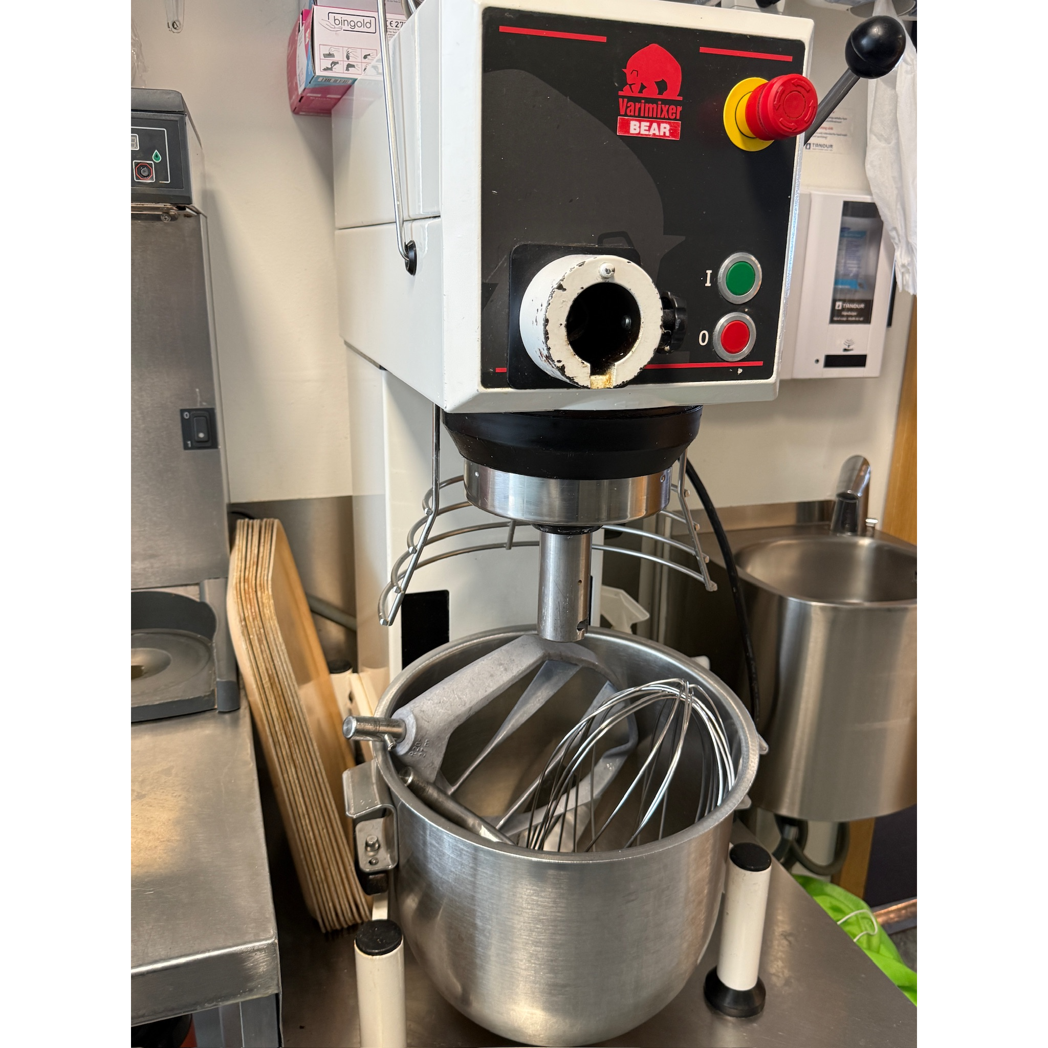 SELT / SOLD Varimixer Bear hrærivél, 20L