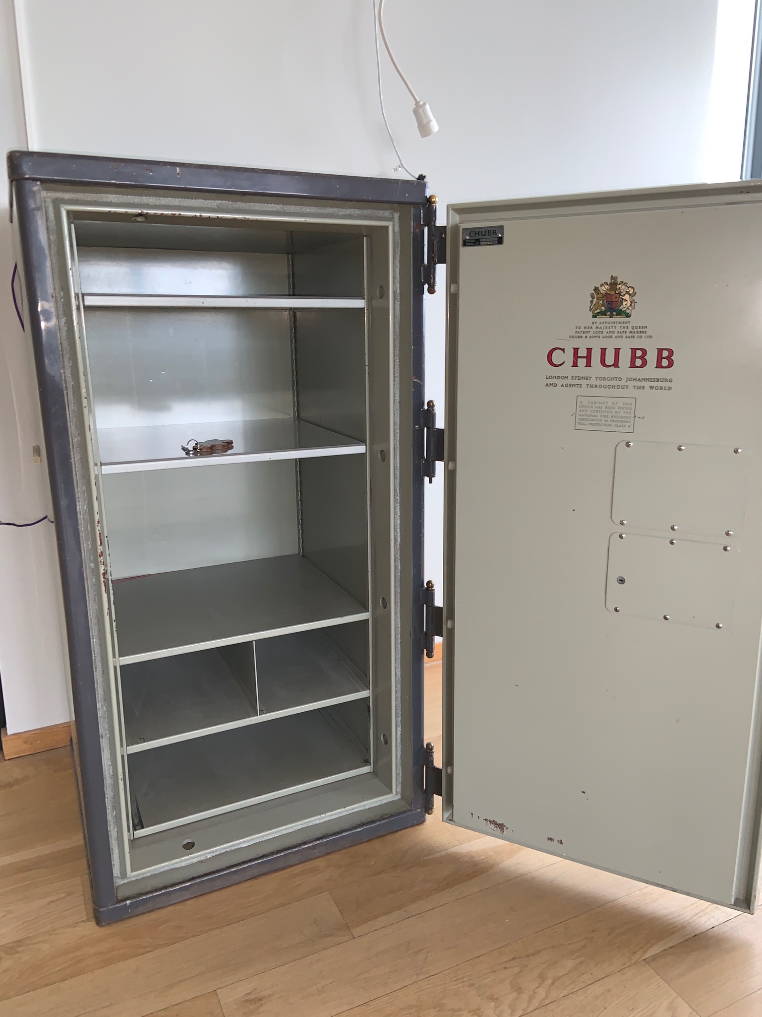 Selt-Chubb verðmætaskápur 7
