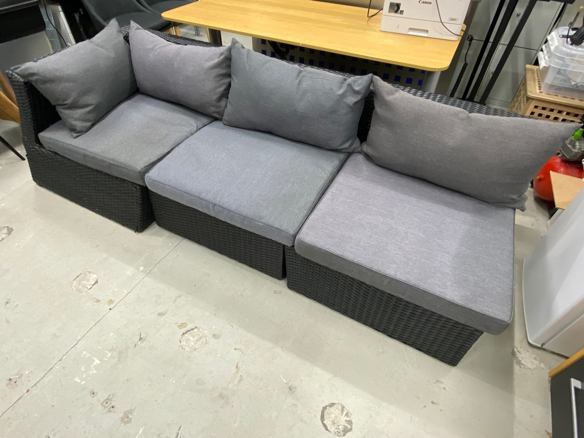 SELT / SOLD Garðsett / garðbekkur, B230 x D84 sm. 2
