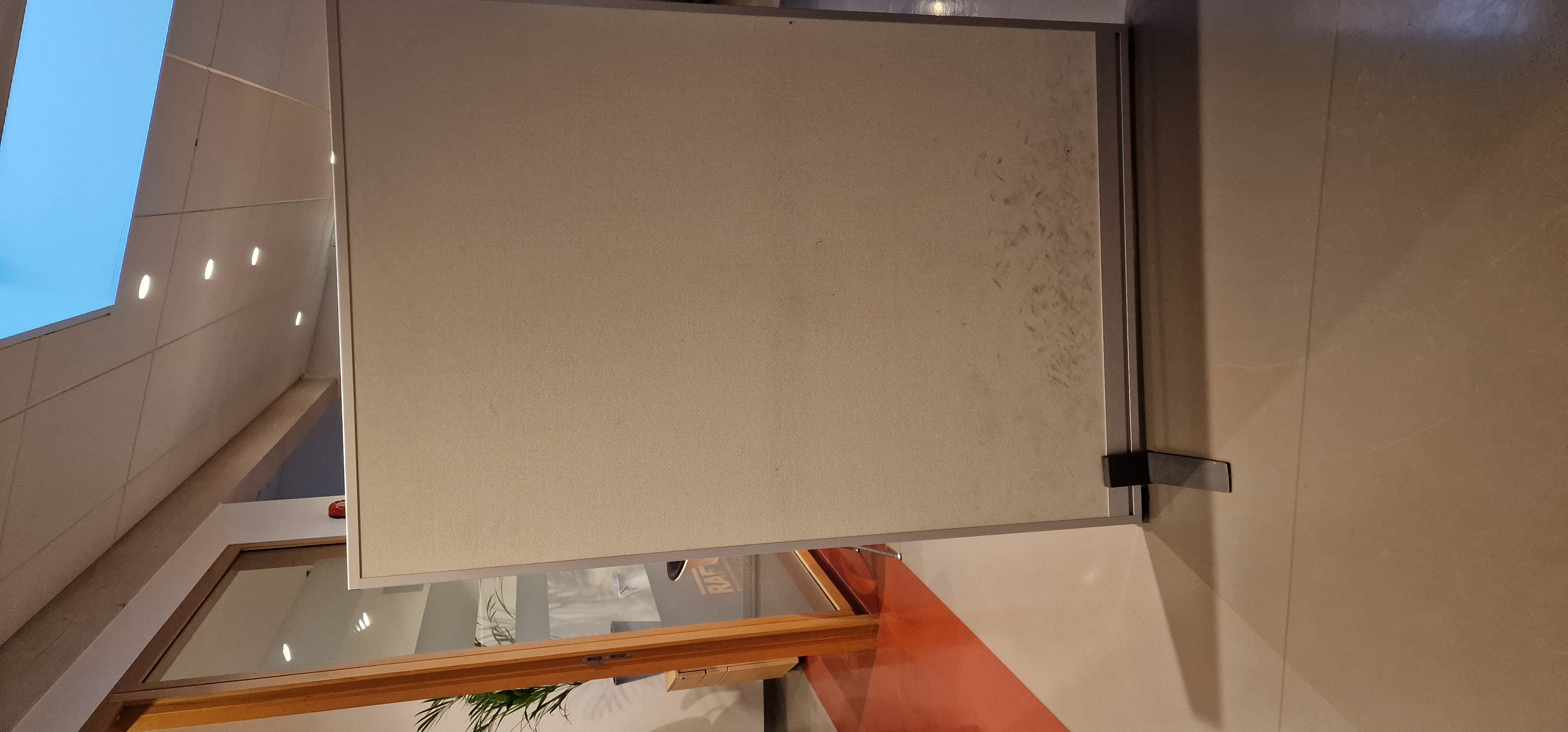 SELT / SOLD Frístandandi skilrúm 4