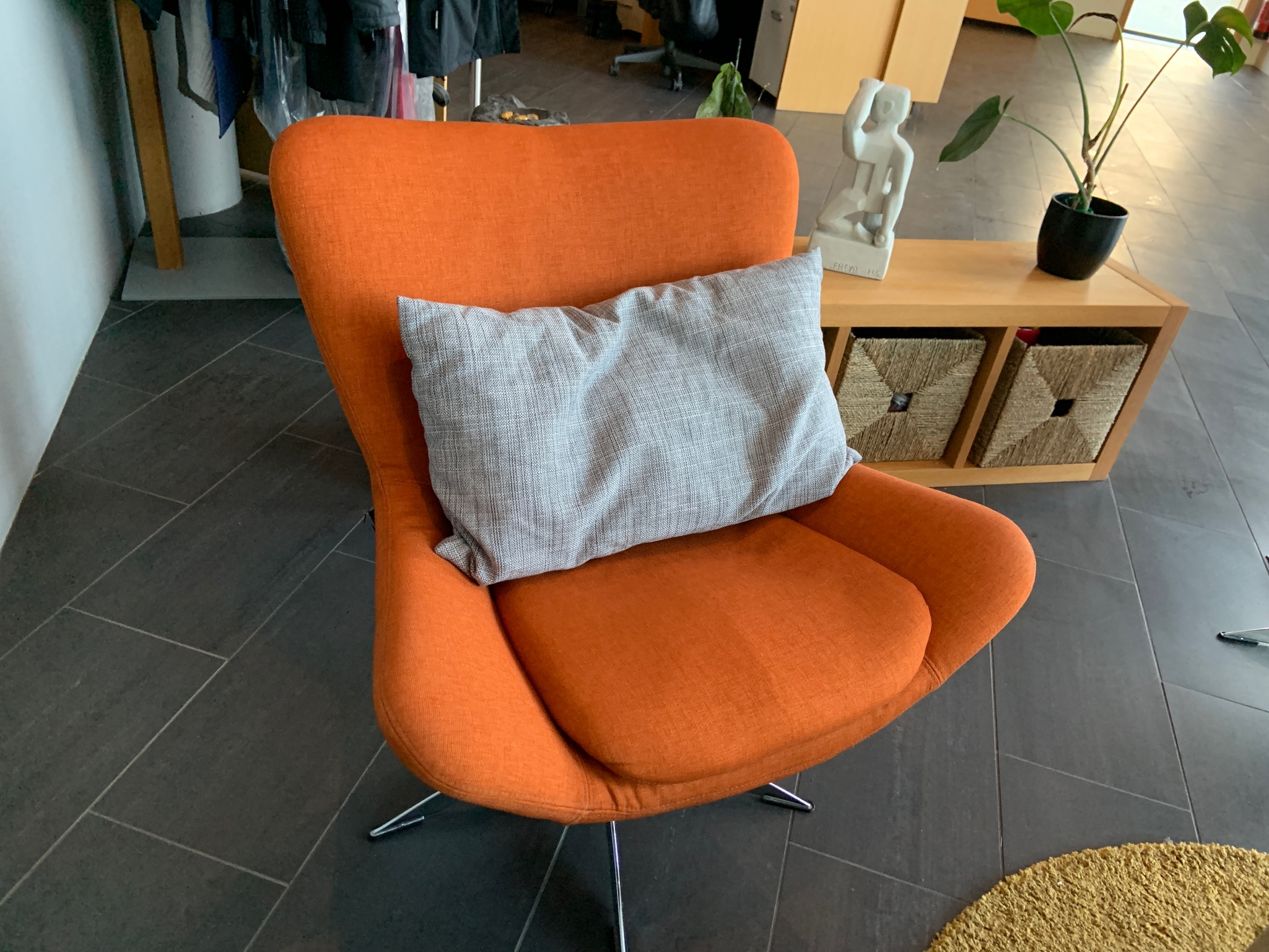SELT/SOLD - Sófi + stólar + borðstofuborð - sofa,chairs,table 4