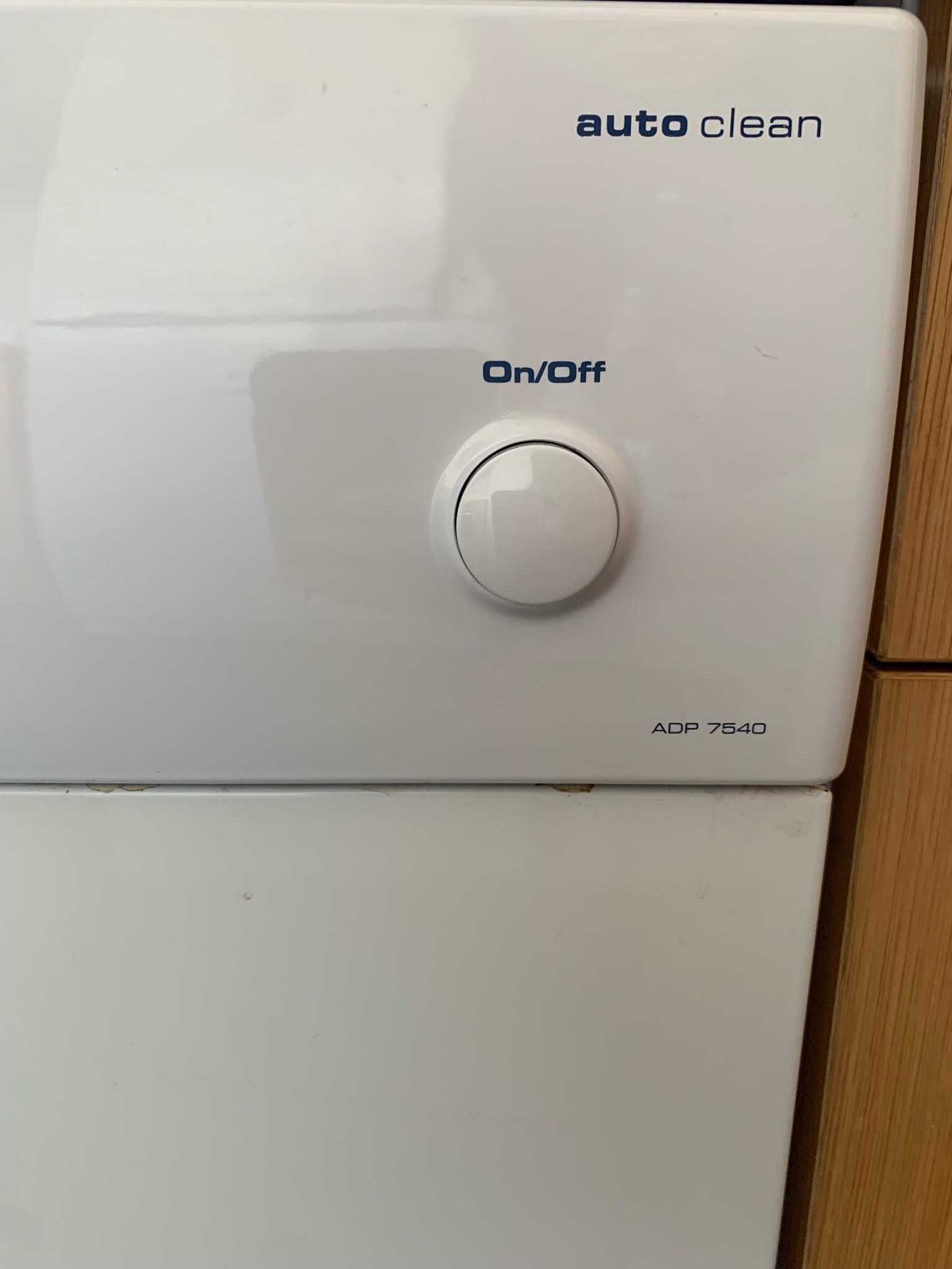 SELT - Whirlpool ADP 7540 - AAA class uppþvottavél 4