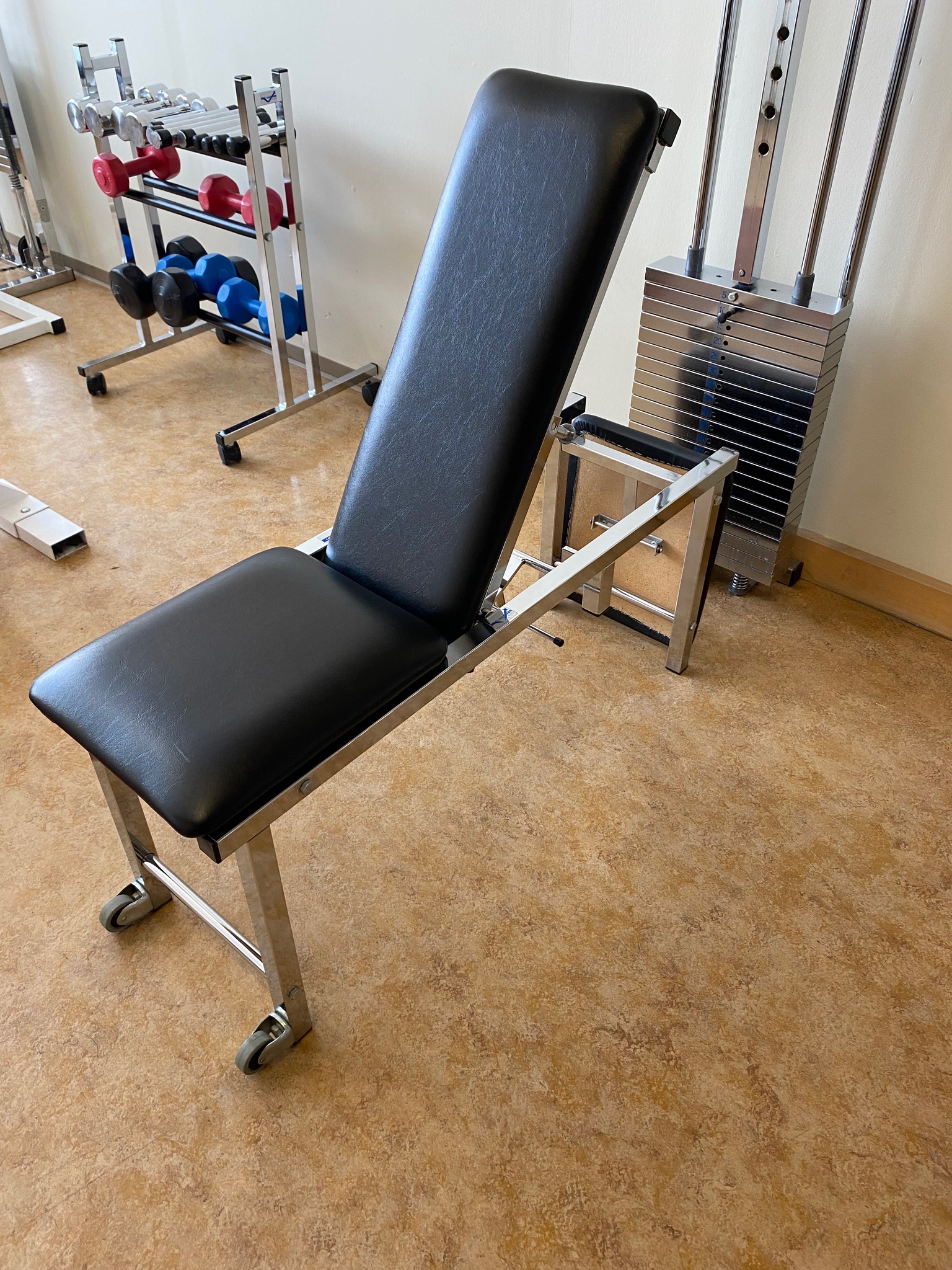 SELT / SOLD Pressutæki / Chest-Shoulder press 6