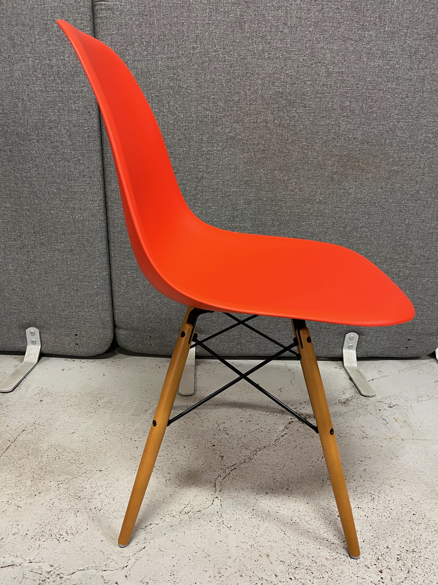 SELT / SOLD Vitra borðstofustóll frá Pennanum 2