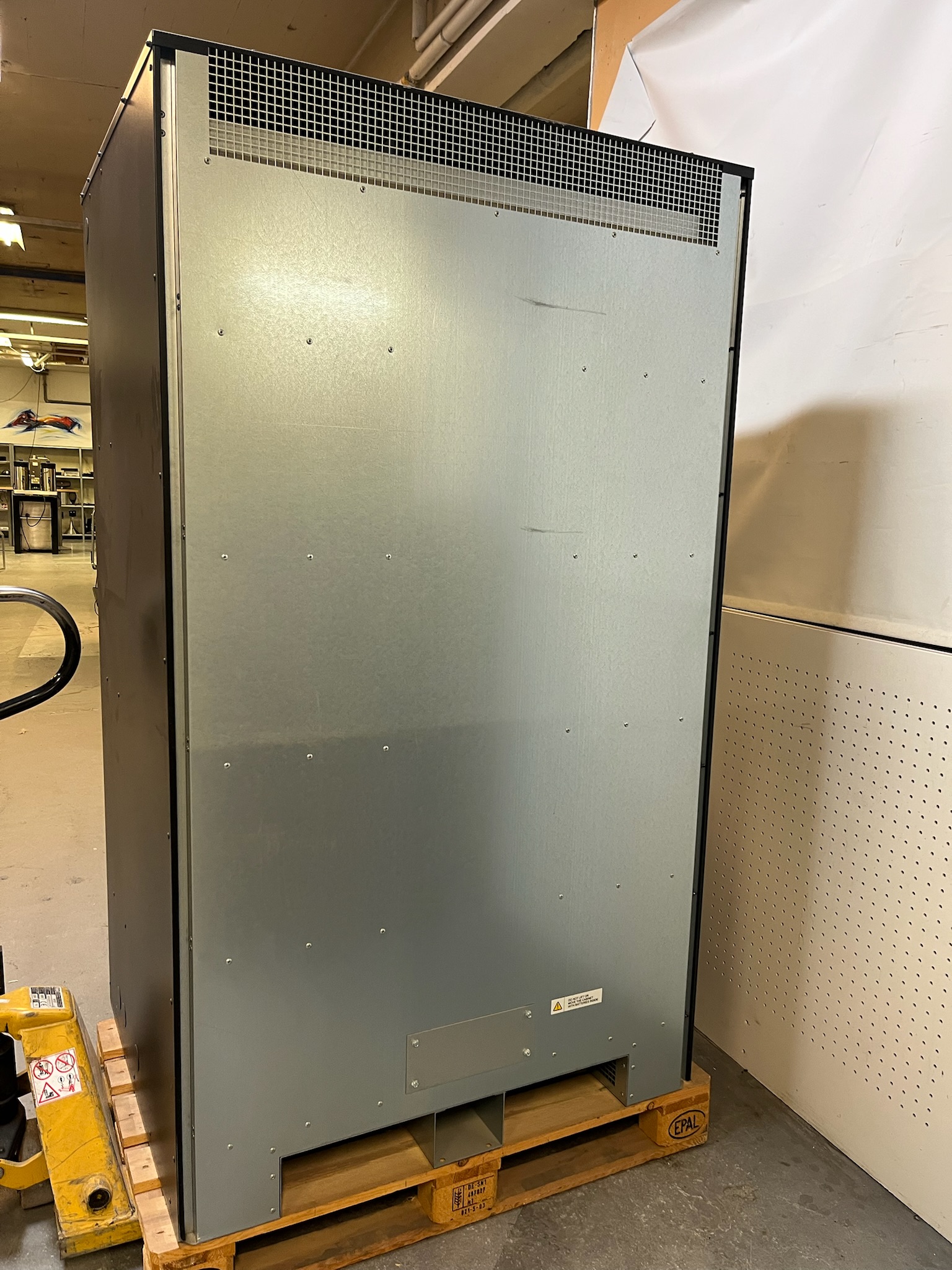 Eaton rafhlöðuskápur 5