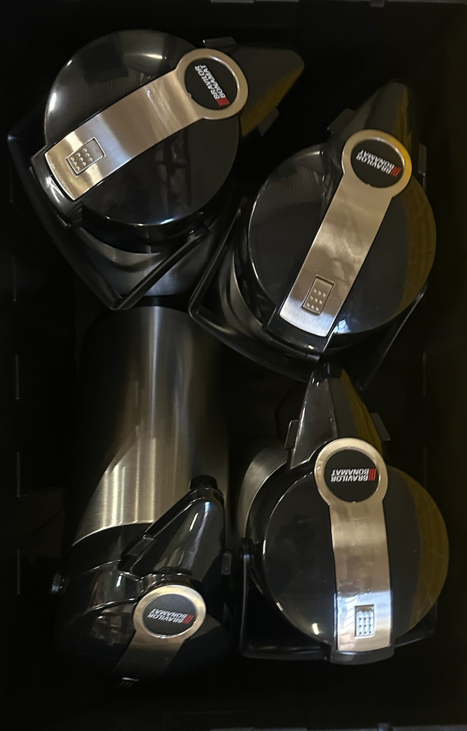 SELT / SOLD Bravilor pumpubrúsi með innri stálflösku, 2,2L 2