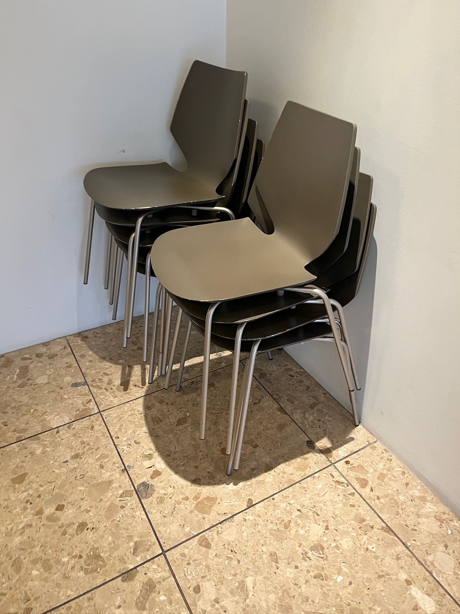 SELT / SOLD Eldhússtólar - fundarstólar frá ÁG - staflanlegir (58 stk.) 3