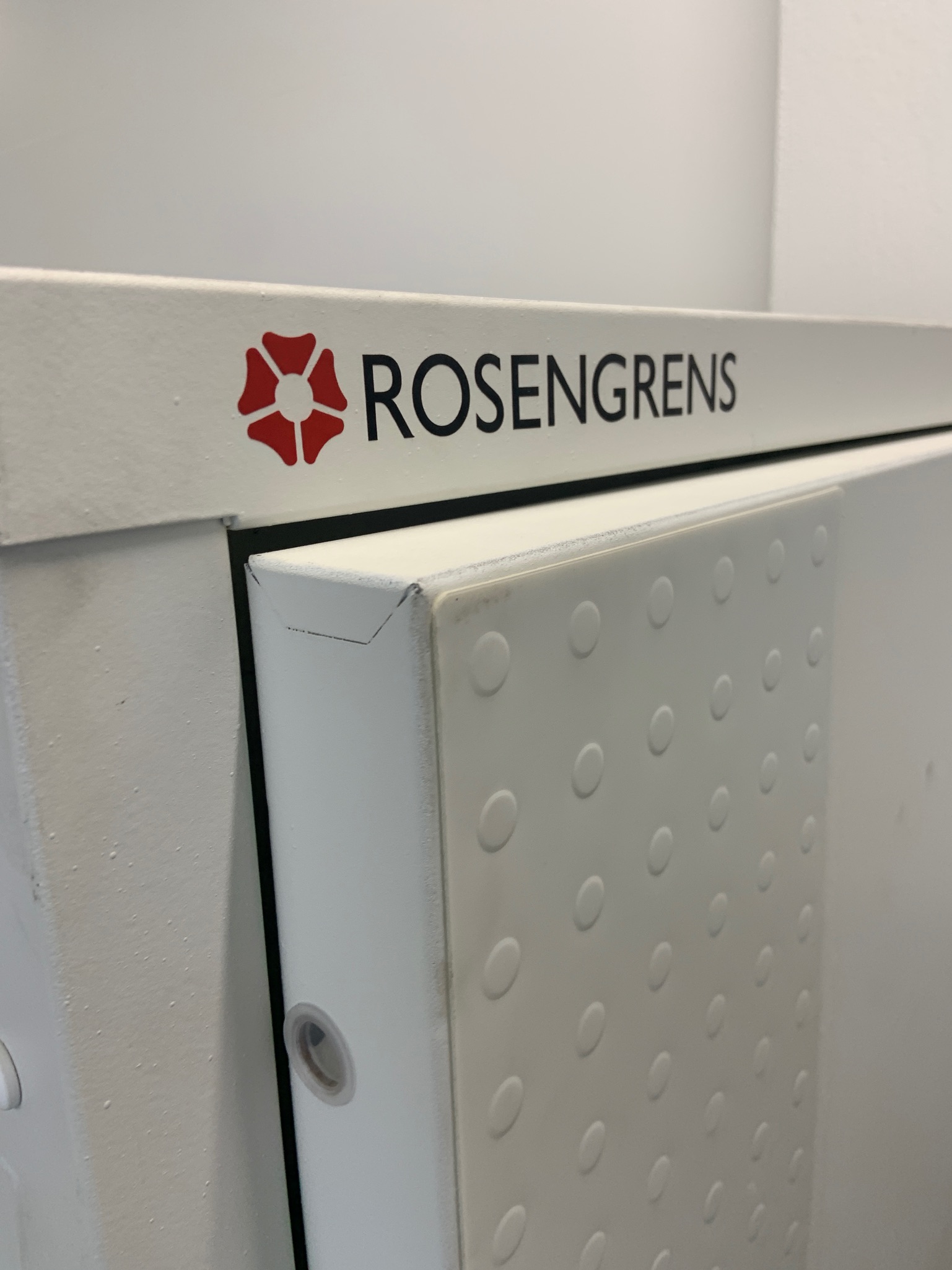 SELT / SOLD - Rosengren verðmætaskápur/byssuskápur 4