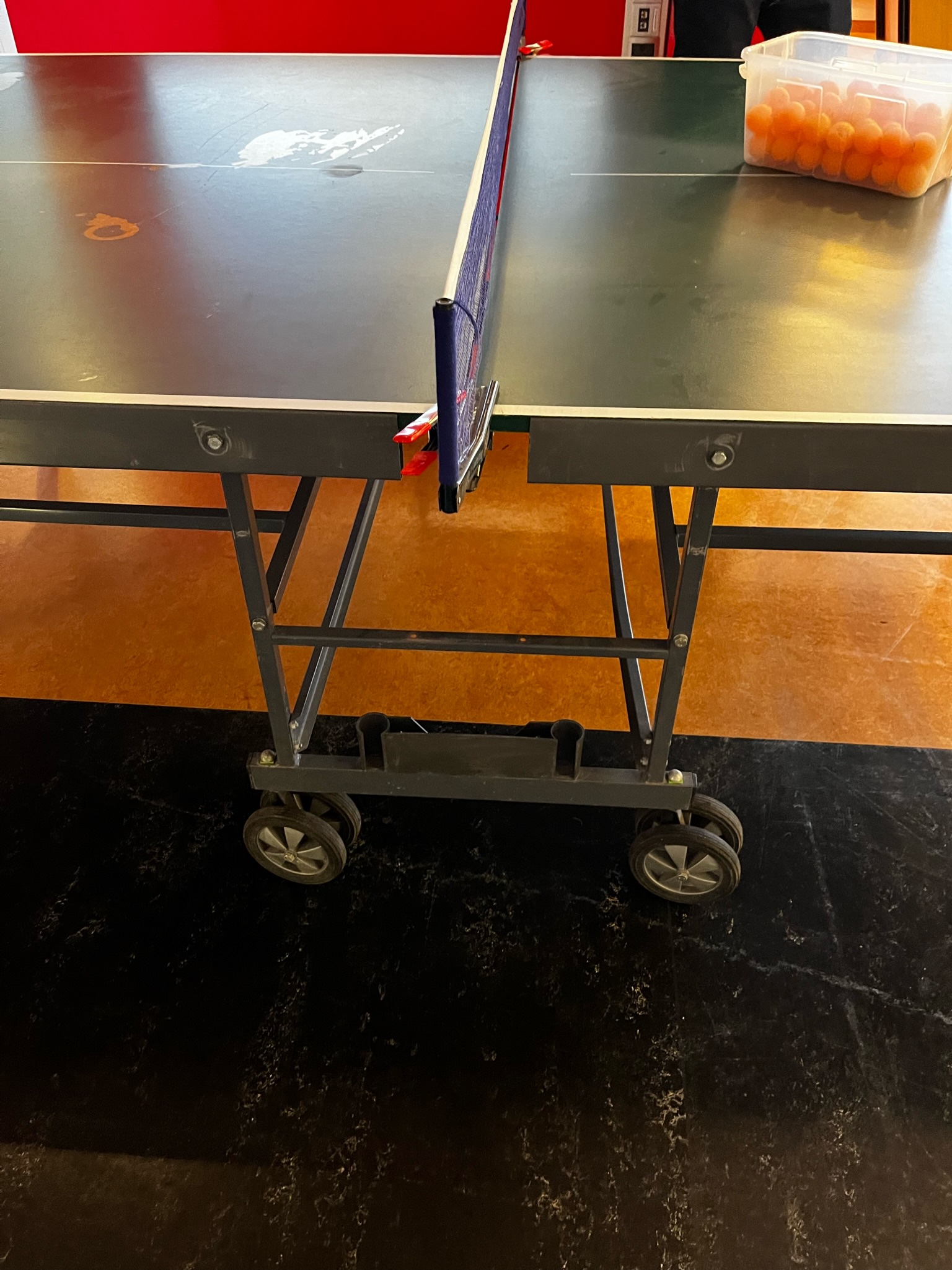 selt/sold Borðtennisborð með öllum fylgihlutum 10