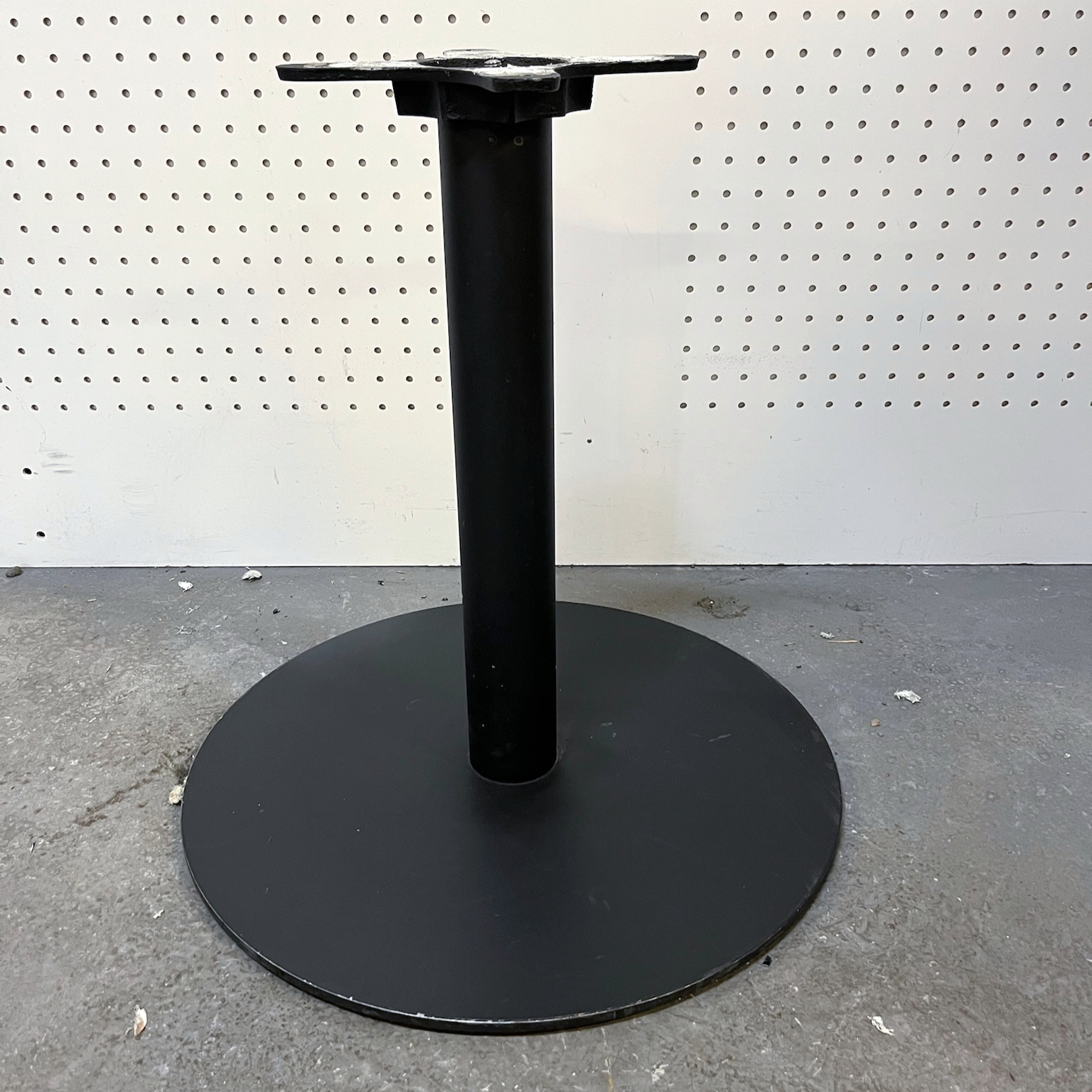 SELT / SOLD Borðfótur (14 stk.)