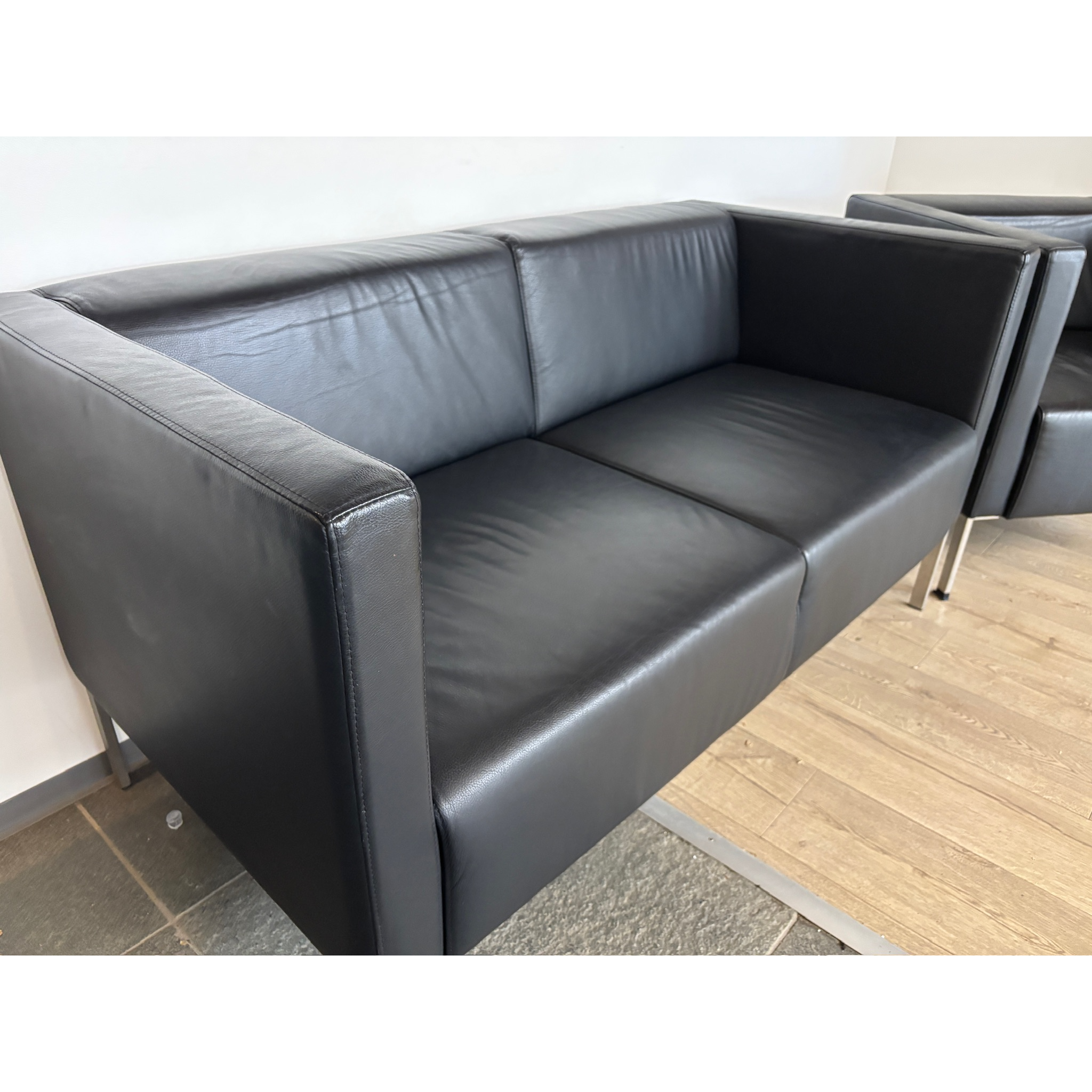 SELT / SOLD ProLogus leðursófi, 2,5ja sæta, B145xD72sm.