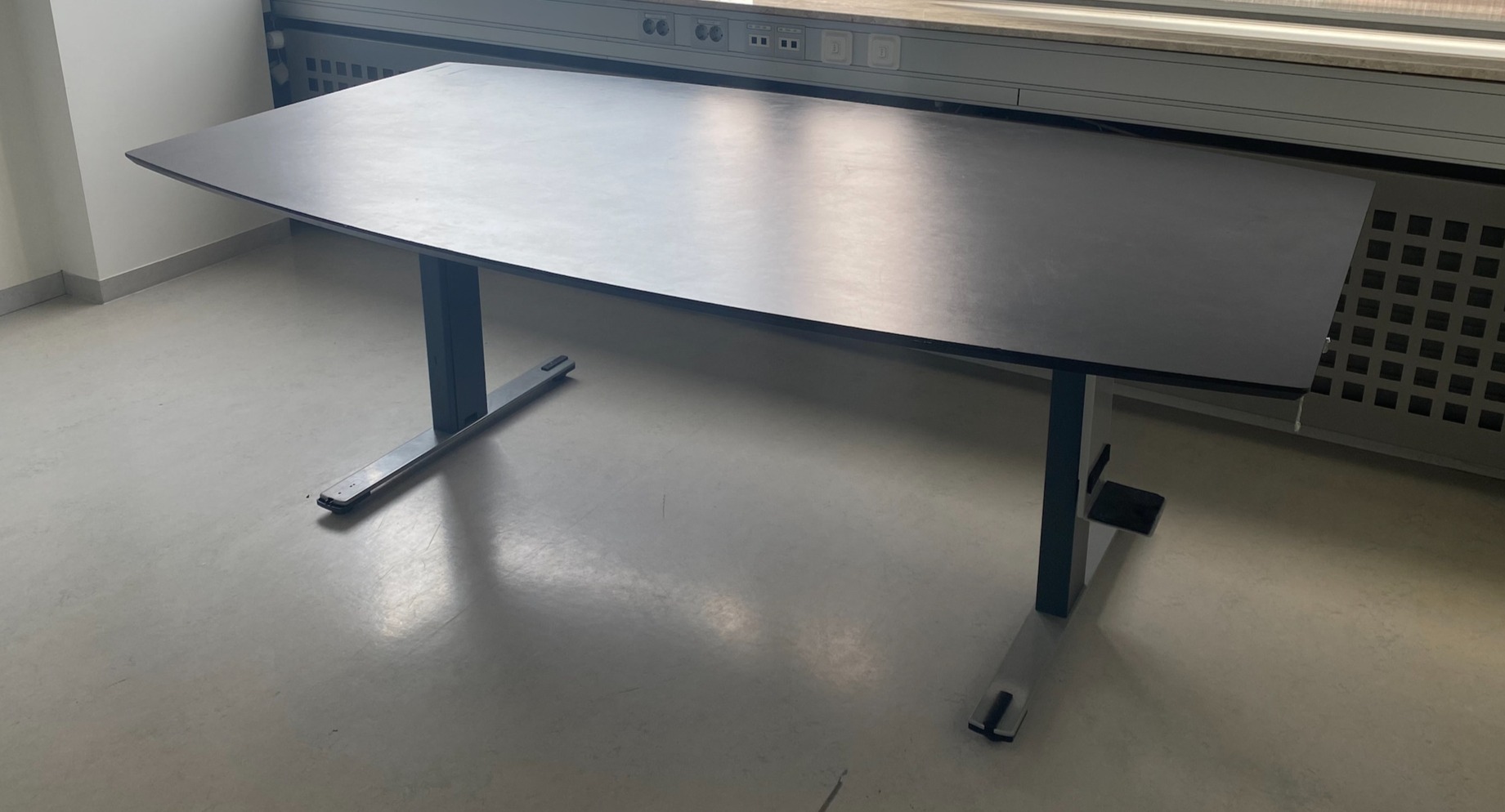 SELT / SOLD Fundarborð - 6 manna - 205 x 110 sm. 3