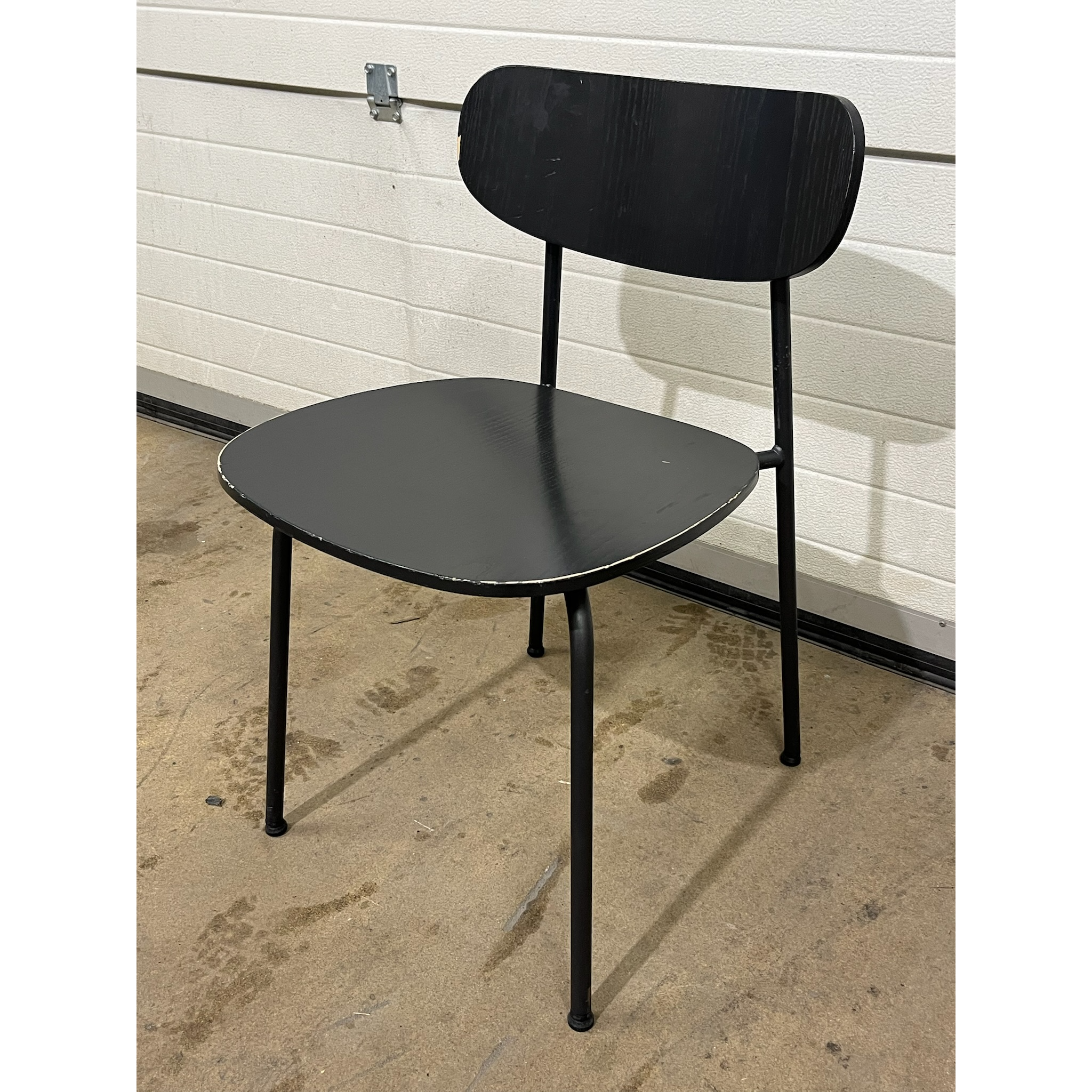 SELT / SOLD Viðarstóll frá Sólóhúsgögn
