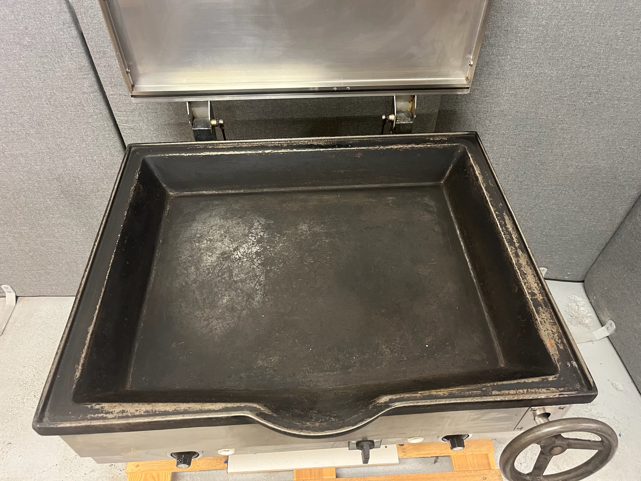 SELT / SOLD Veltipanna VKF40 2