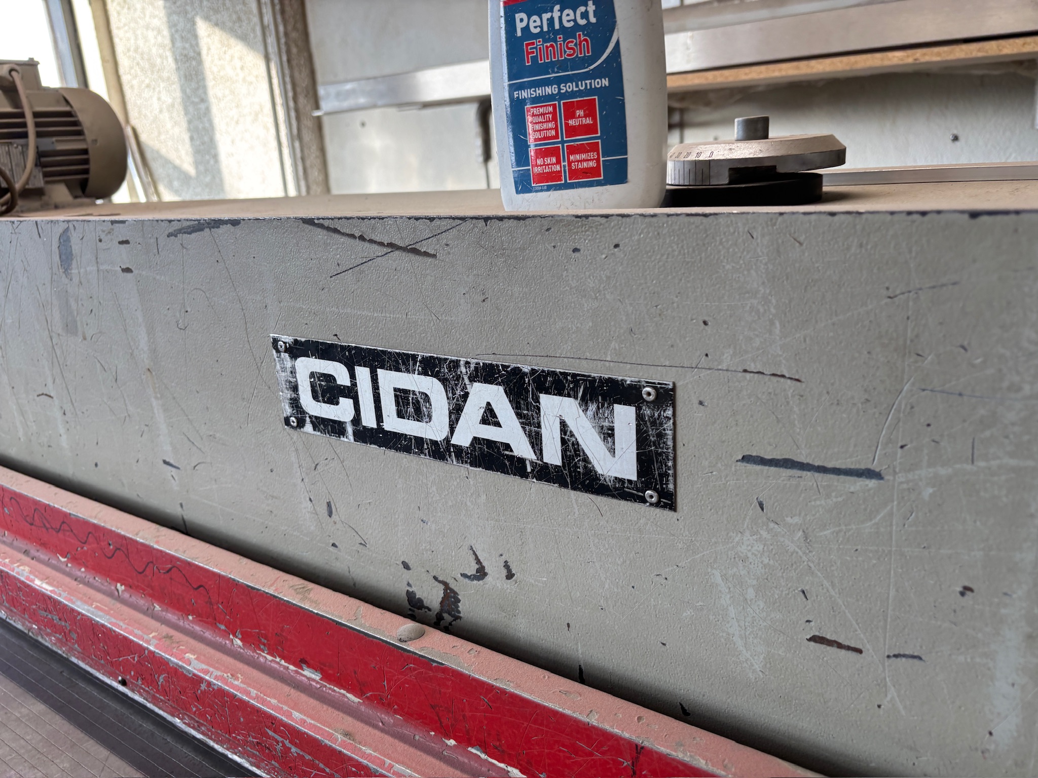 (starfsmaður notaði áfram) Cidan plötuklippa 3 m 12