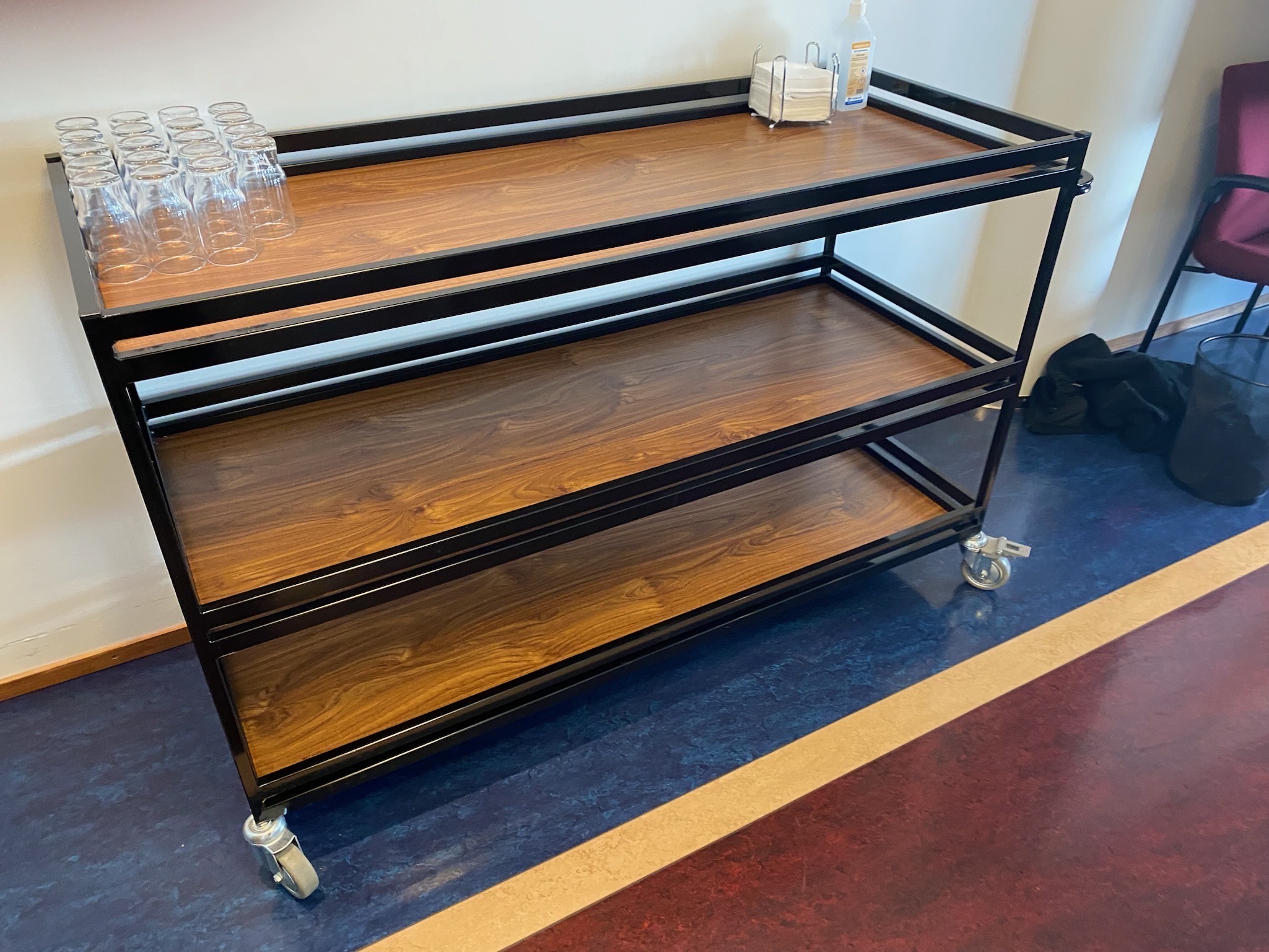 SELT / SOLD Hjólaborð 65x60xH97 fyrir mötuneyti, fyrirtæki - 4 stærðir - Alþingi 6