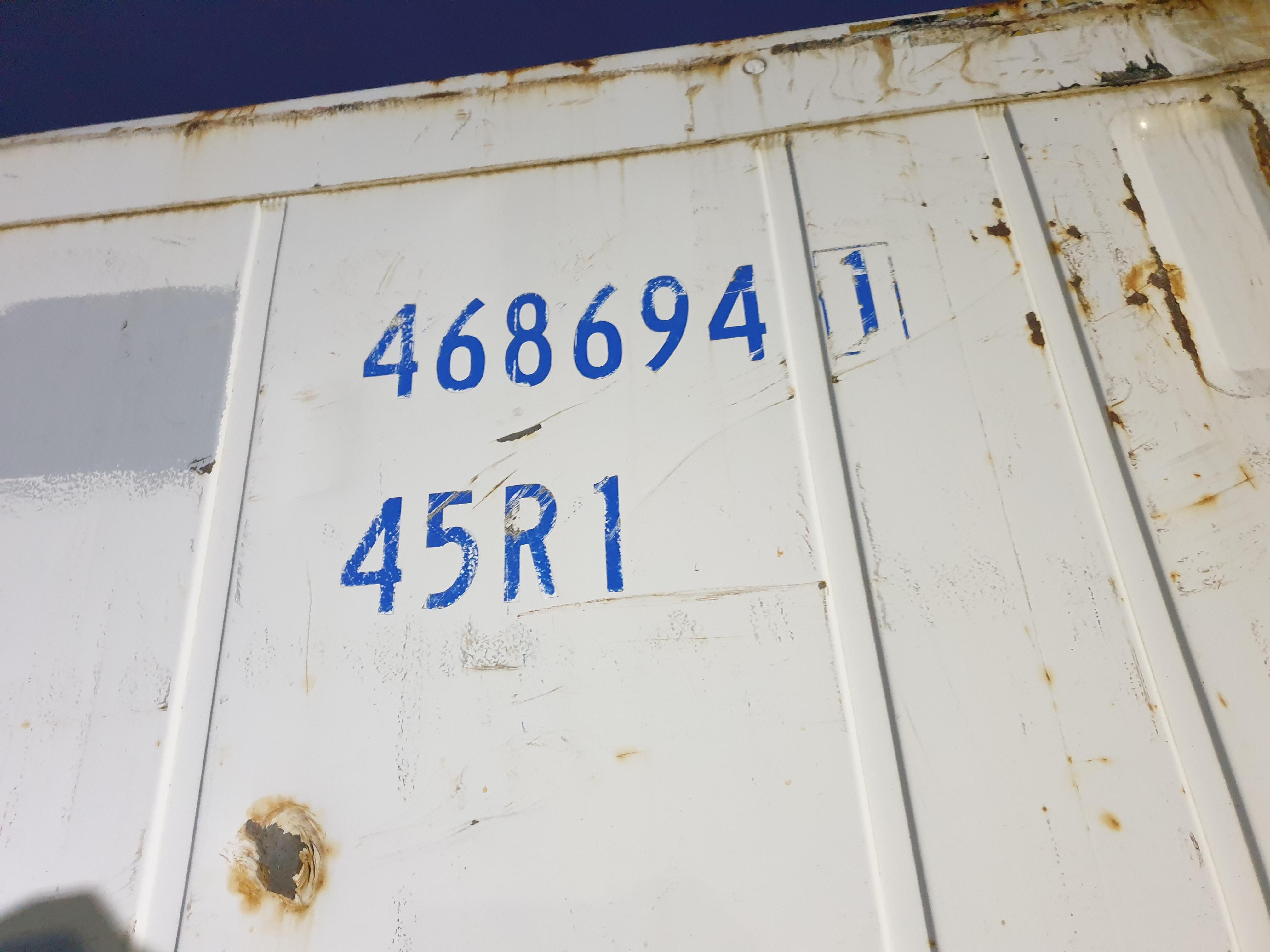 SELT / SOLD Frystigámur nr. 6 - 40 fet. 5