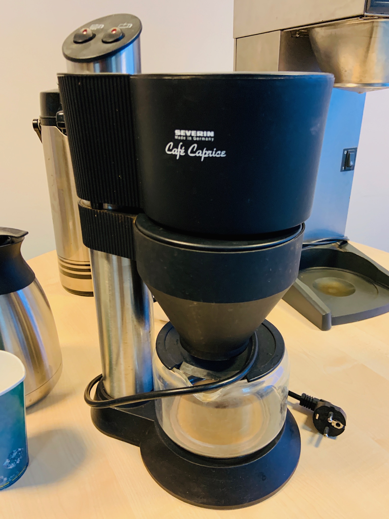 Selt-Bravilor Bonamat TH-10 og Severin kaffivél Café Caprice 6