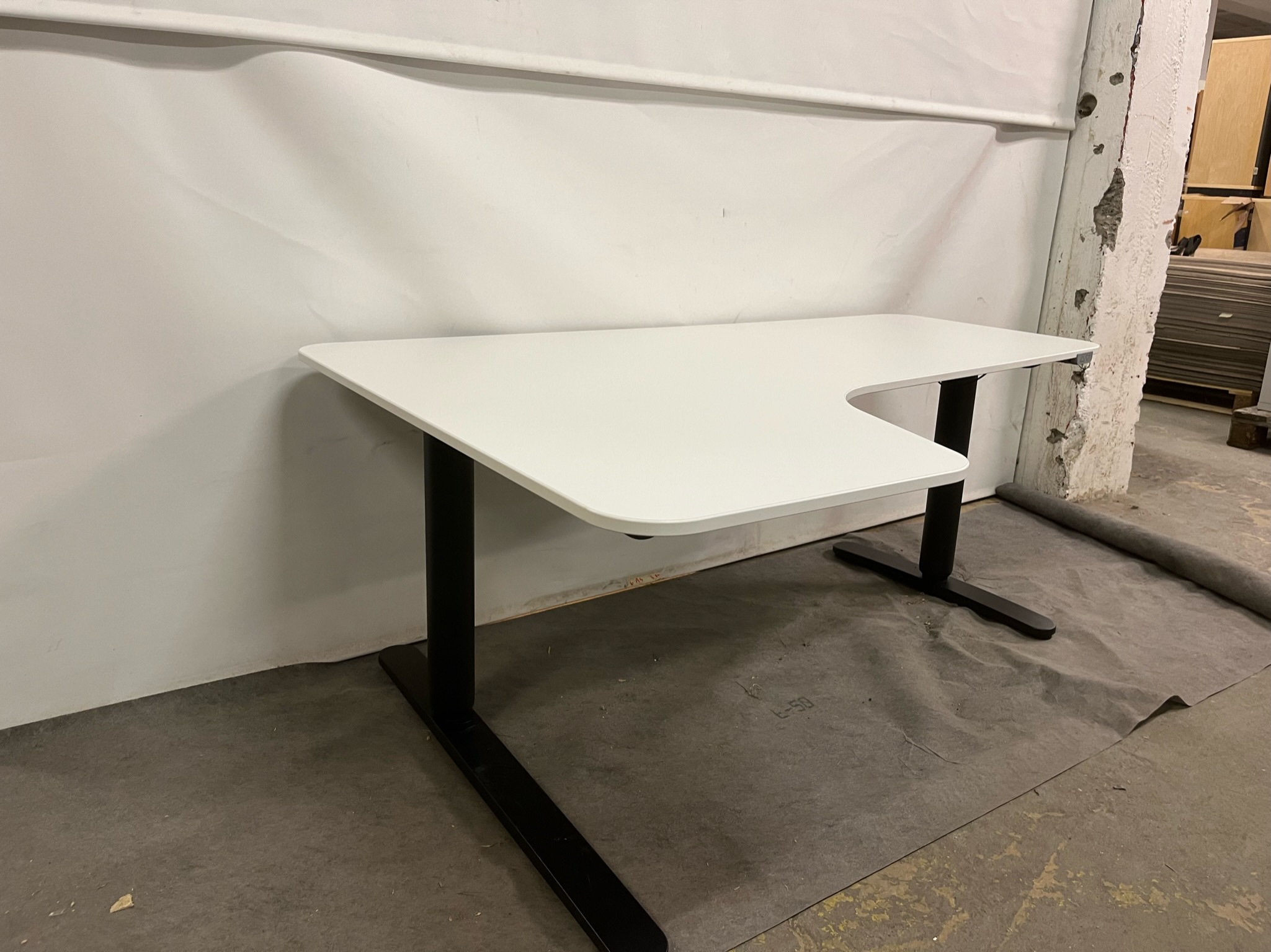 SELT / SOLD Rafmagnsborð IKEA 160 x 110/60sm. (2 stk. eins og ný) 2