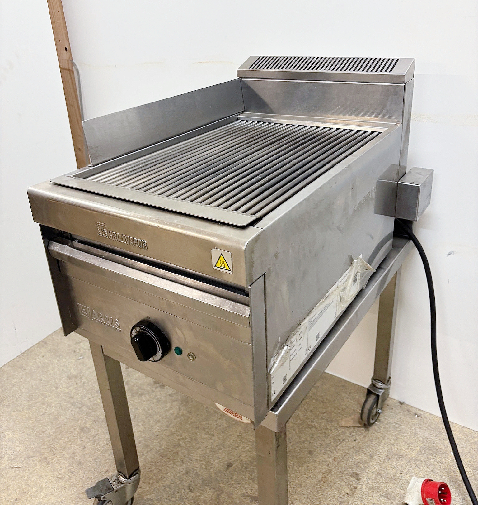 SELT / SOLD Grillpanna frá ARRIS, B42 X D70 x H44,5 sm.