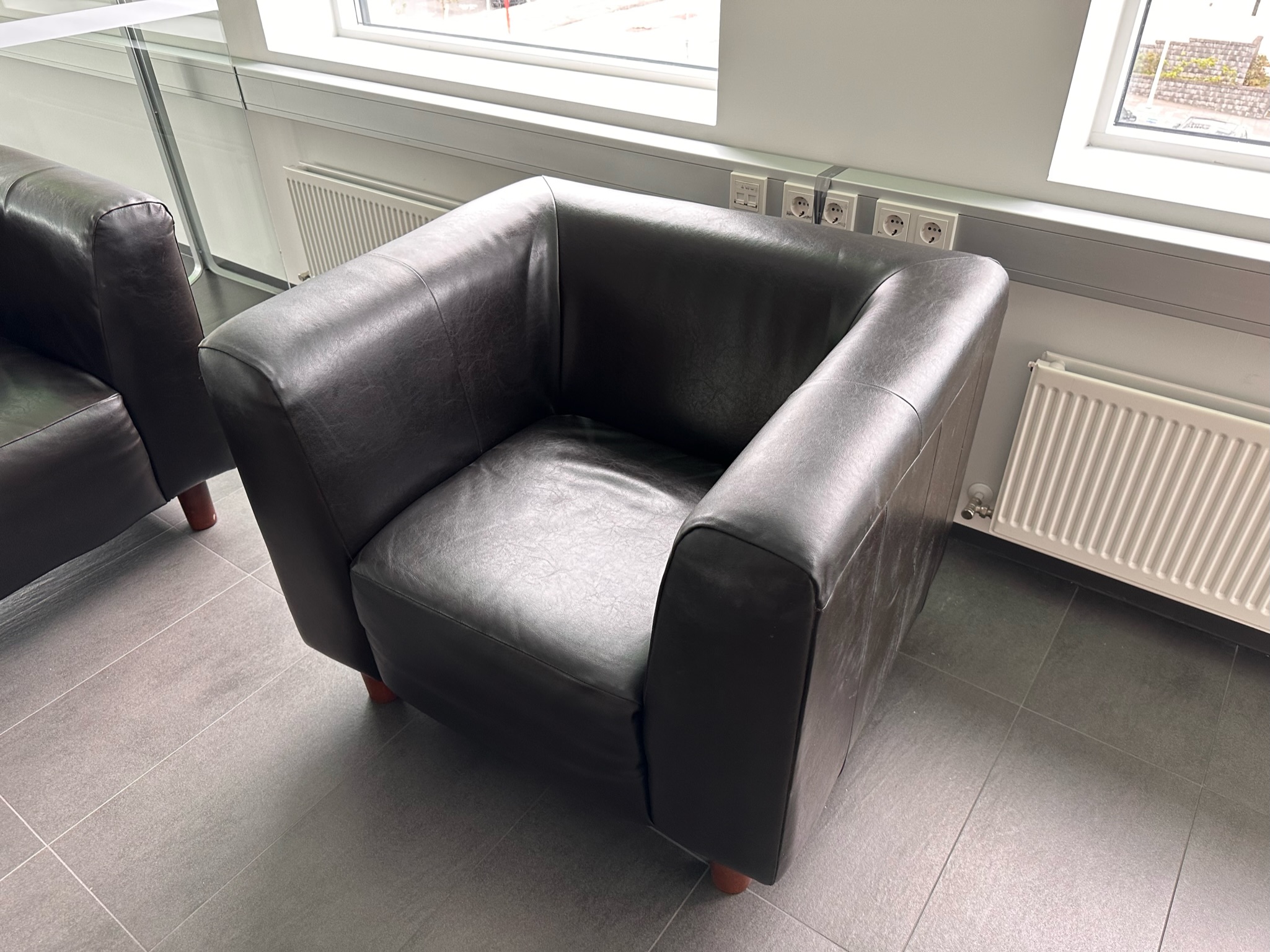 SELT / SOLD Leðursófasett 2+1 7