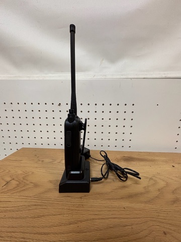 SELT / SOLD Icom IC-A25NE talstöð 3