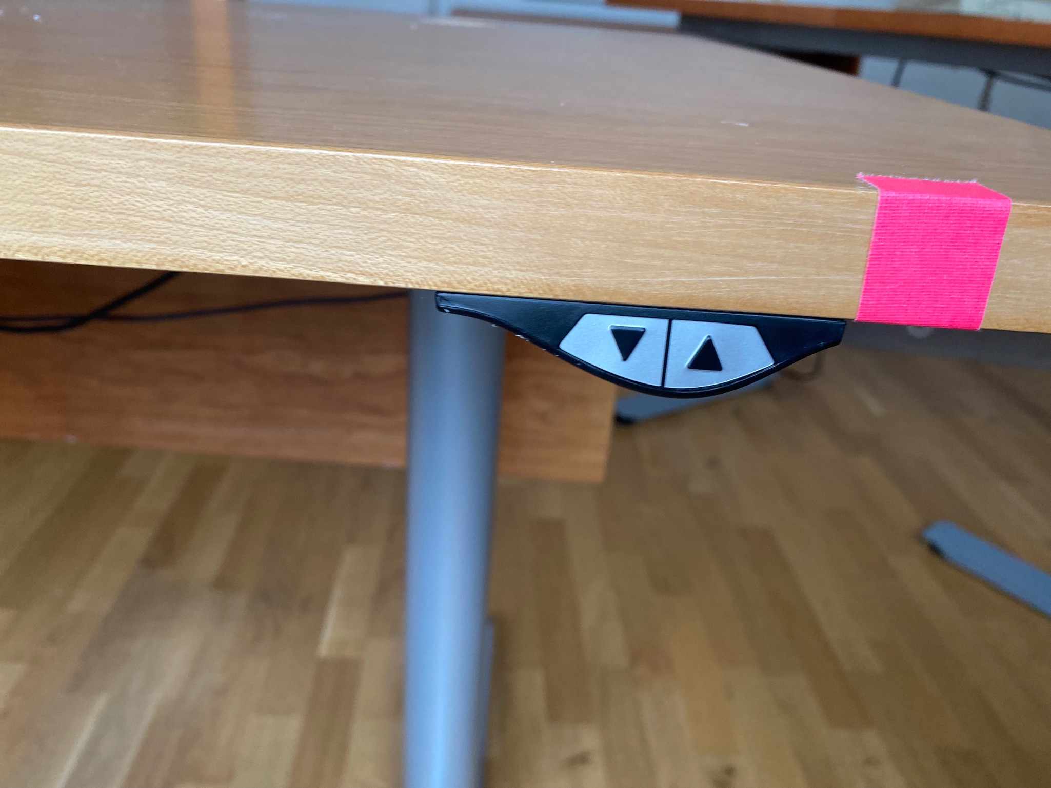SELT / SOLD Rafmagnsstell 2
